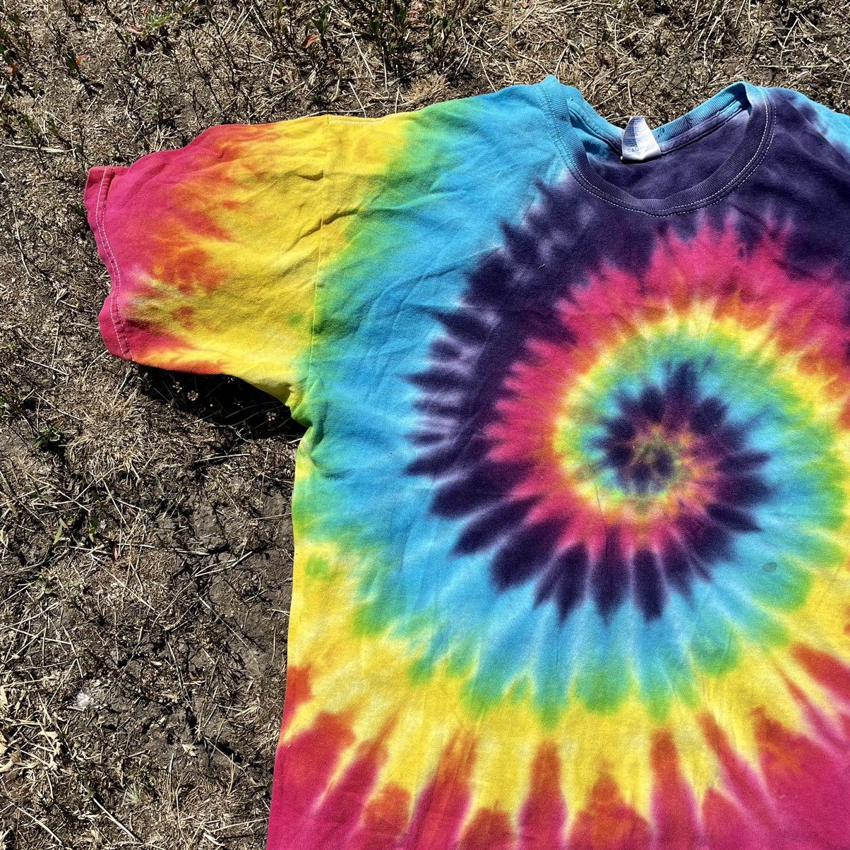 Vintage Vintage Y2K Tie Dye Faded Graphic Tee Rave Streetwear Slim L Size US L / EU 52-54 / 3 - 3 Thumbnail