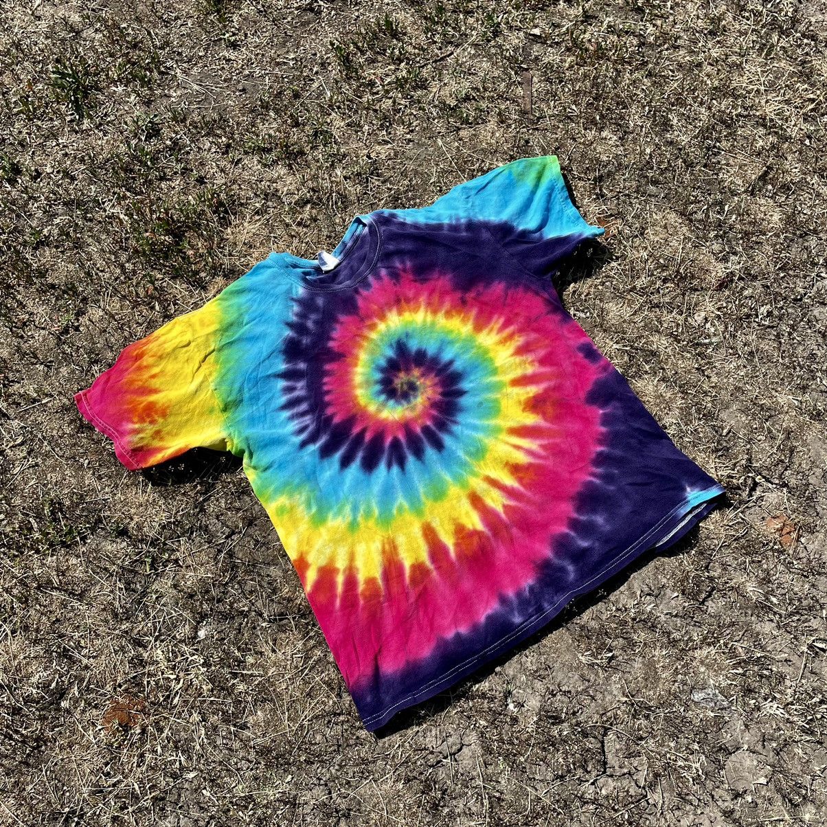 Vintage Vintage Y2K Tie Dye Faded Graphic Tee Rave Streetwear Slim L Size US L / EU 52-54 / 3 - 5 Thumbnail