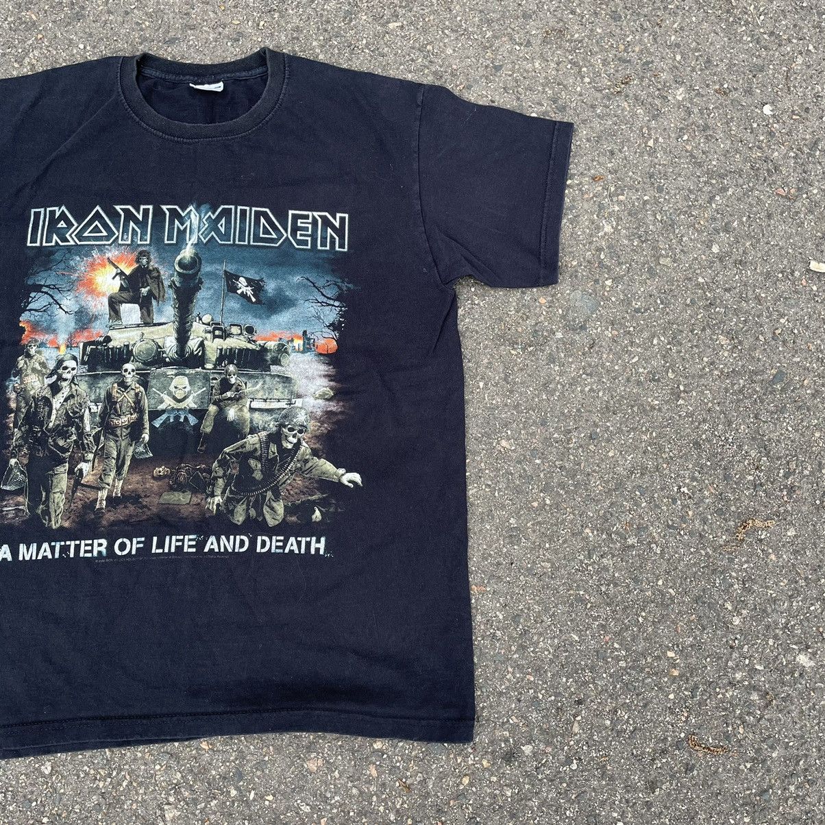 Vintage Vintage Y2K Iron Maiden Band Graphic Tee Faded Black Nylon M Size US M / EU 48-50 / 2 - 3 Thumbnail