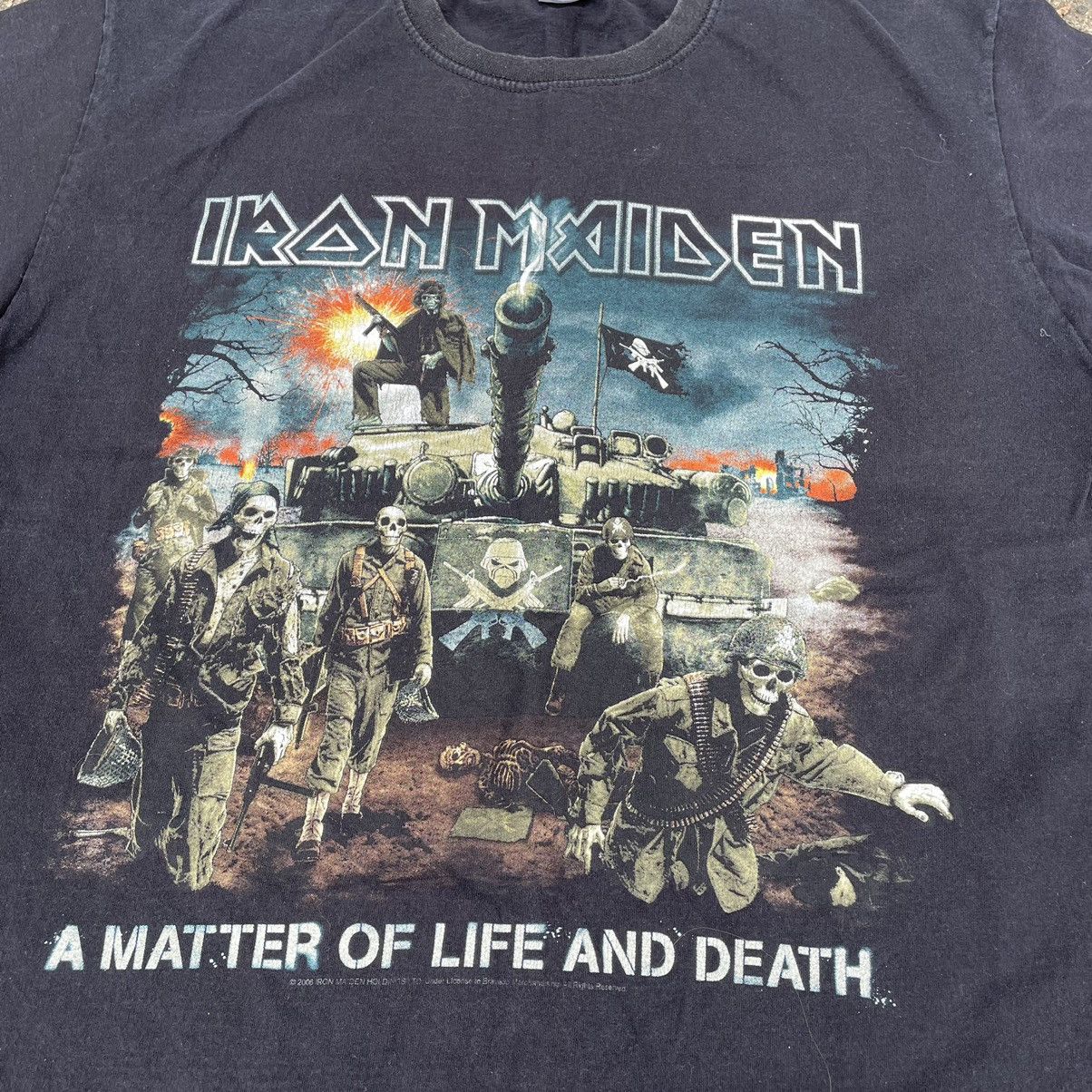 Vintage Vintage Y2K Iron Maiden Band Graphic Tee Faded Black Nylon M Size US M / EU 48-50 / 2 - 4 Thumbnail