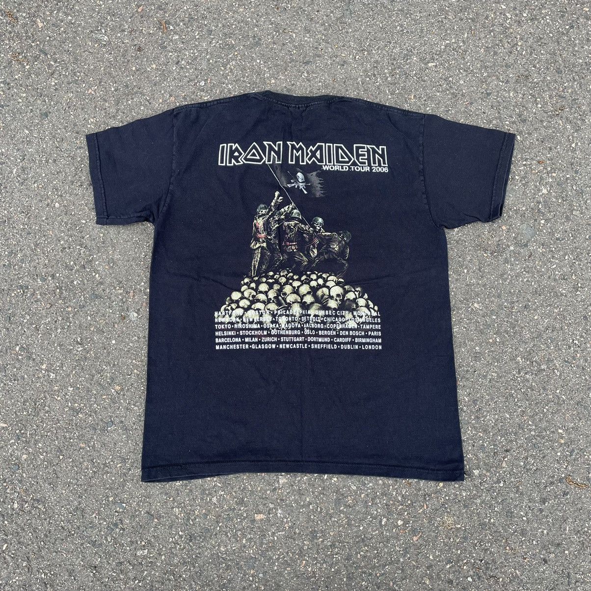Vintage Vintage Y2K Iron Maiden Band Graphic Tee Faded Black Nylon M Size US M / EU 48-50 / 2 - 6 Thumbnail
