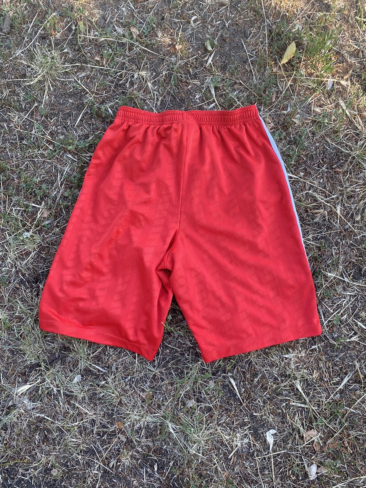 Nike Vintage Nike shorts streetwear swoosh casual y2k size S Size US 30 / EU 46 - 2 Thumbnail