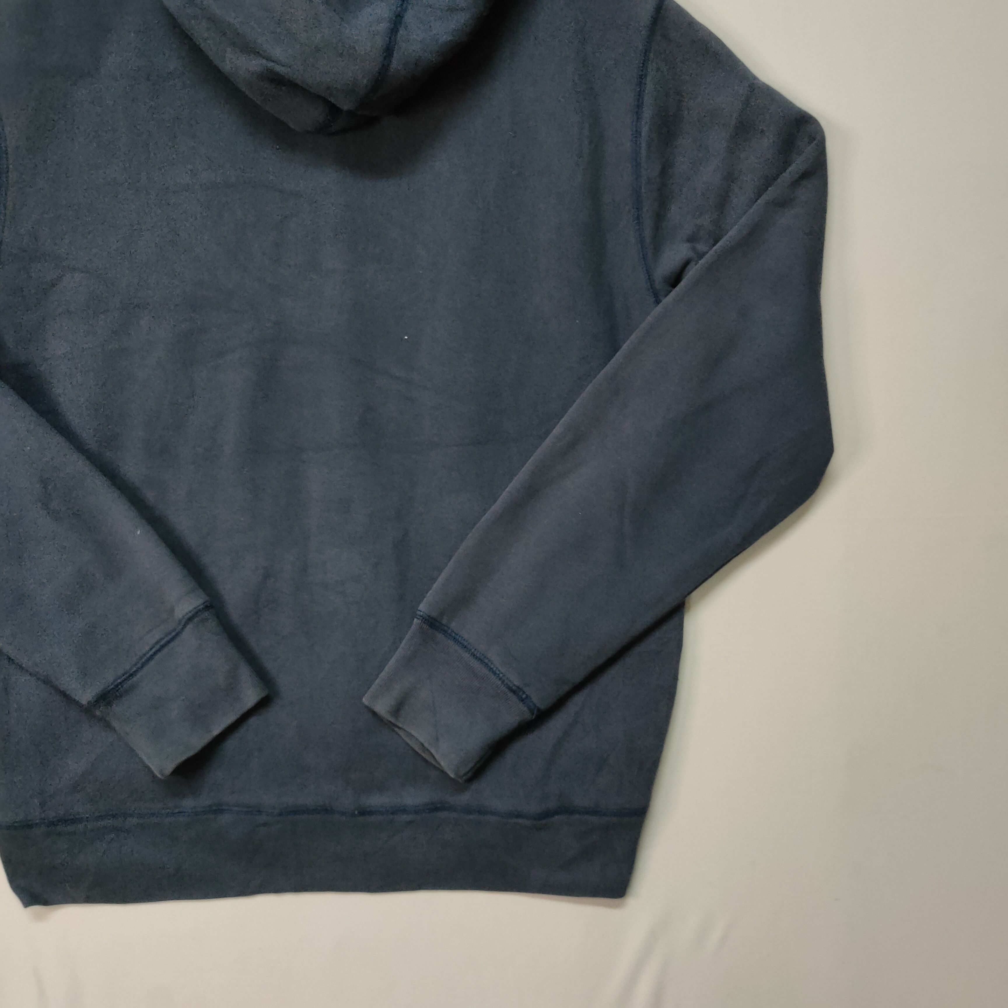 Tommy Hilfiger VINTAGE TOMMY HILFIGER EMBROIDERY SMALL LOGO SWEATER Size US L / EU 52-54 / 3 - 8 Thumbnail
