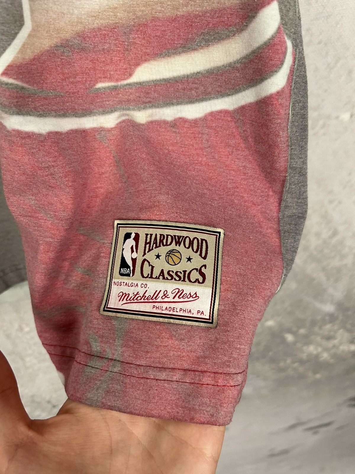 Mitchell & Ness × NBA × Vintage Vintage Mitchell And Ness NBA Pippen AOP Full Printed Tee Size US L / EU 52-54 / 3 - 5 Thumbnail