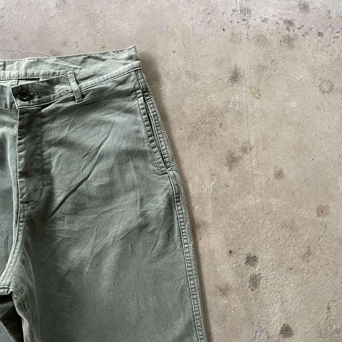 Japanese Brand Vintage Deep Blue Faded Trousers Back Buckle Casual Pants Size US 32 / EU 48 - 4 Thumbnail