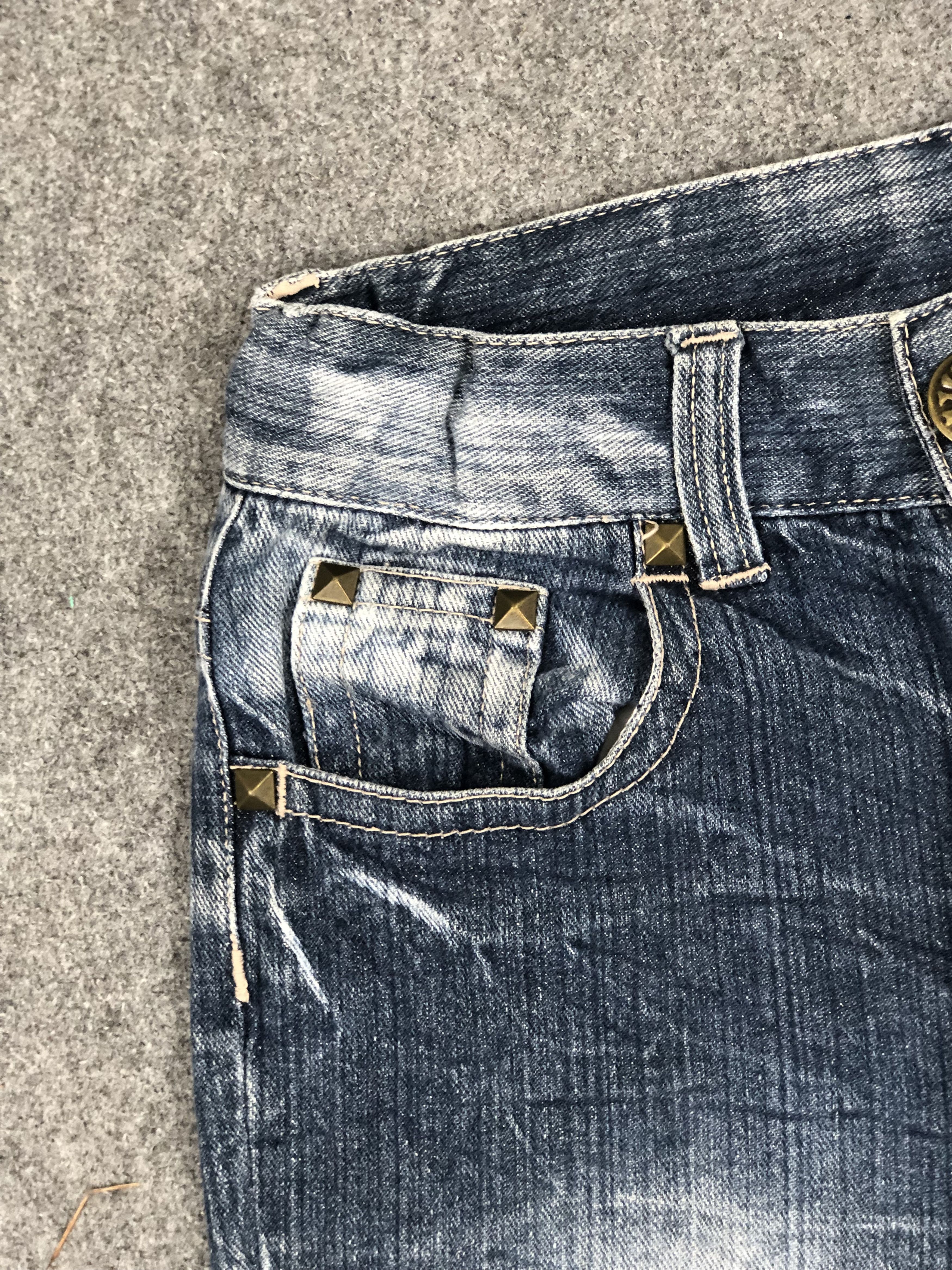 Japanese Brand Vintage Japanese Brand Faded Blue Jeans DP2406 Size US 26 / EU 42 - 11 Thumbnail