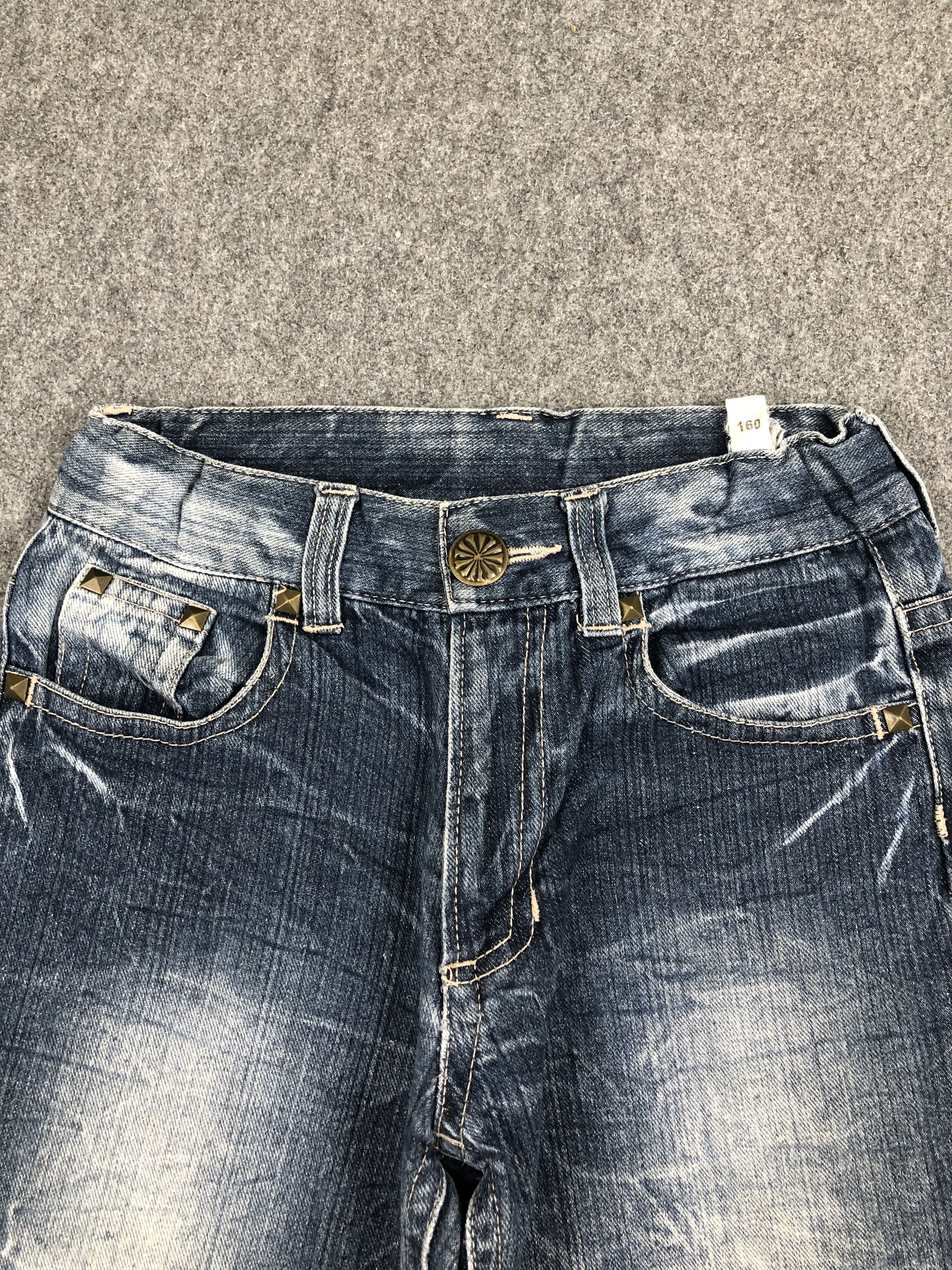 Japanese Brand Vintage Japanese Brand Faded Blue Jeans DP2406 Size US 26 / EU 42 - 2 Thumbnail