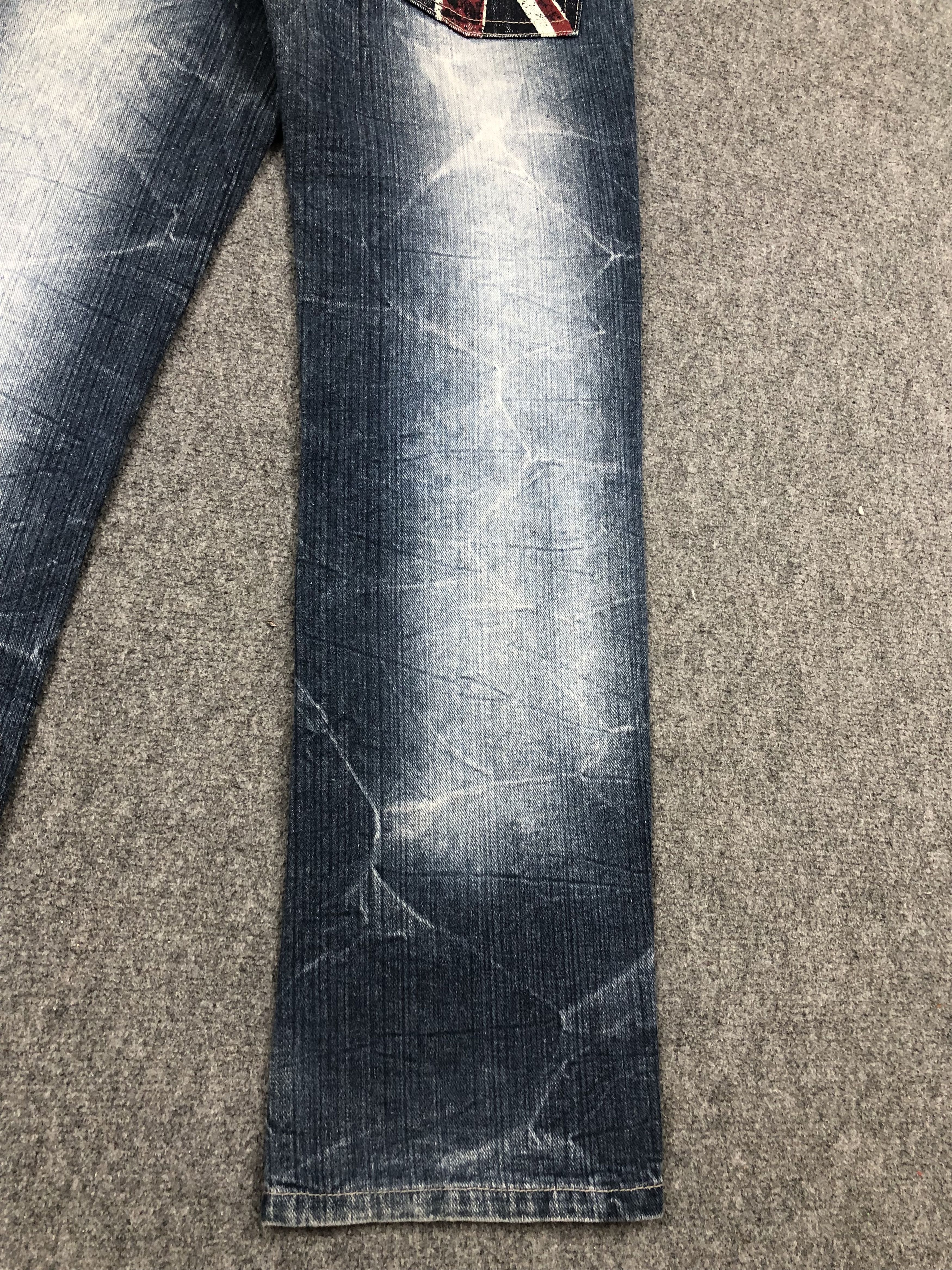 Japanese Brand Vintage Japanese Brand Faded Blue Jeans DP2406 Size US 26 / EU 42 - 19 Thumbnail