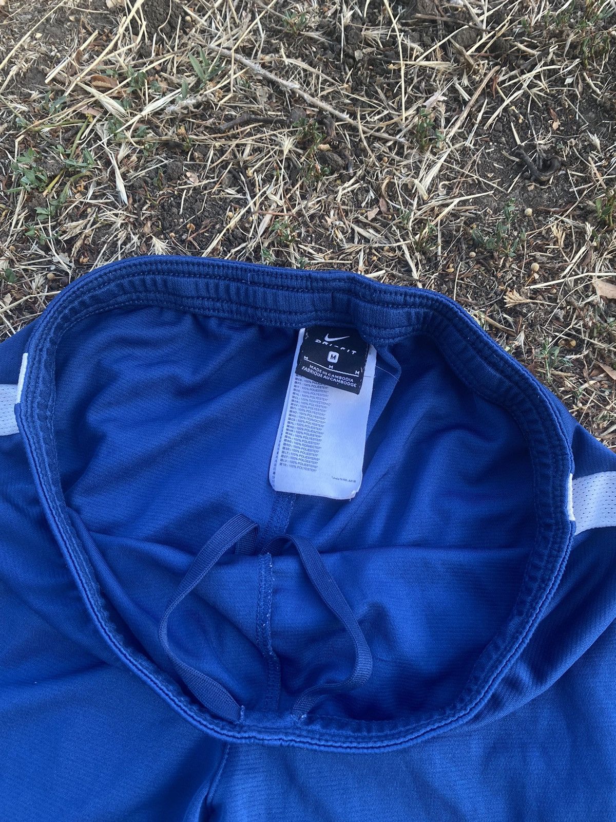 Nike Vintage 90s Nike shorts streetwear swoosh casual y2k size M Size US 32 / EU 48 - 4 Thumbnail