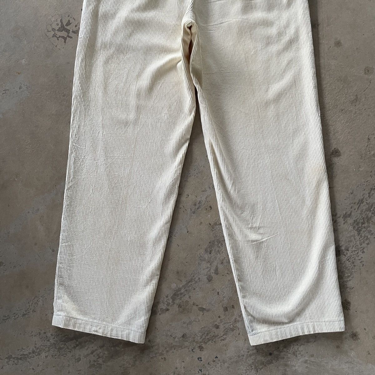 Tommy Hilfiger Vintage TOMMY HILFIGER Corduroi Trousers Casual Pants W30x30 Size US 30 / EU 46 - 10 Thumbnail