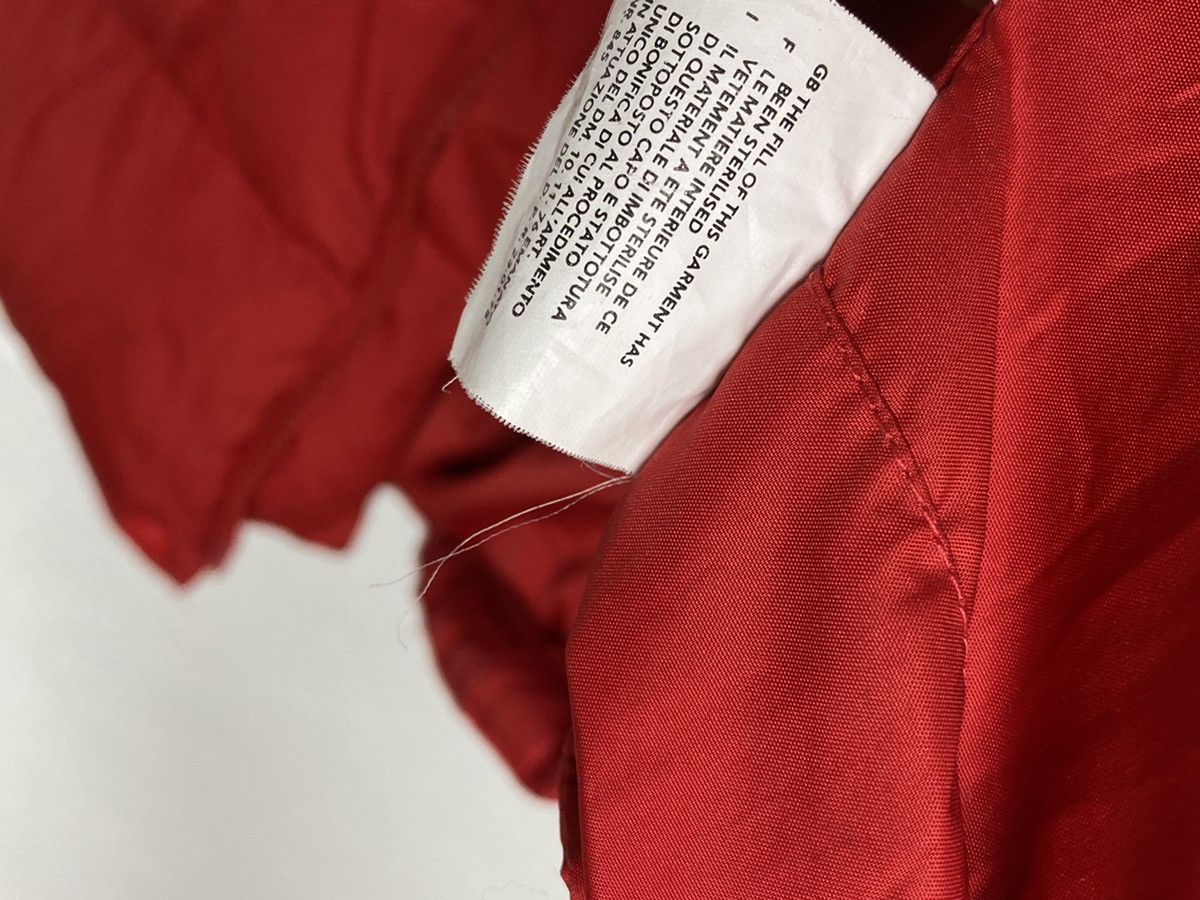 Nike 00s Vintage AW06 Nike Goose Down Puffer Vest In Red Size US M / EU 48-50 / 2 - 11 Thumbnail