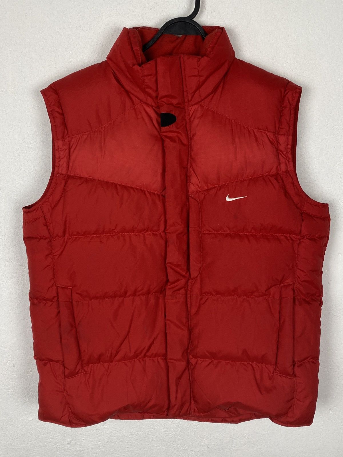 Nike 00s Vintage AW06 Nike Goose Down Puffer Vest In Red Size US M / EU 48-50 / 2 - 1 Thumbnail