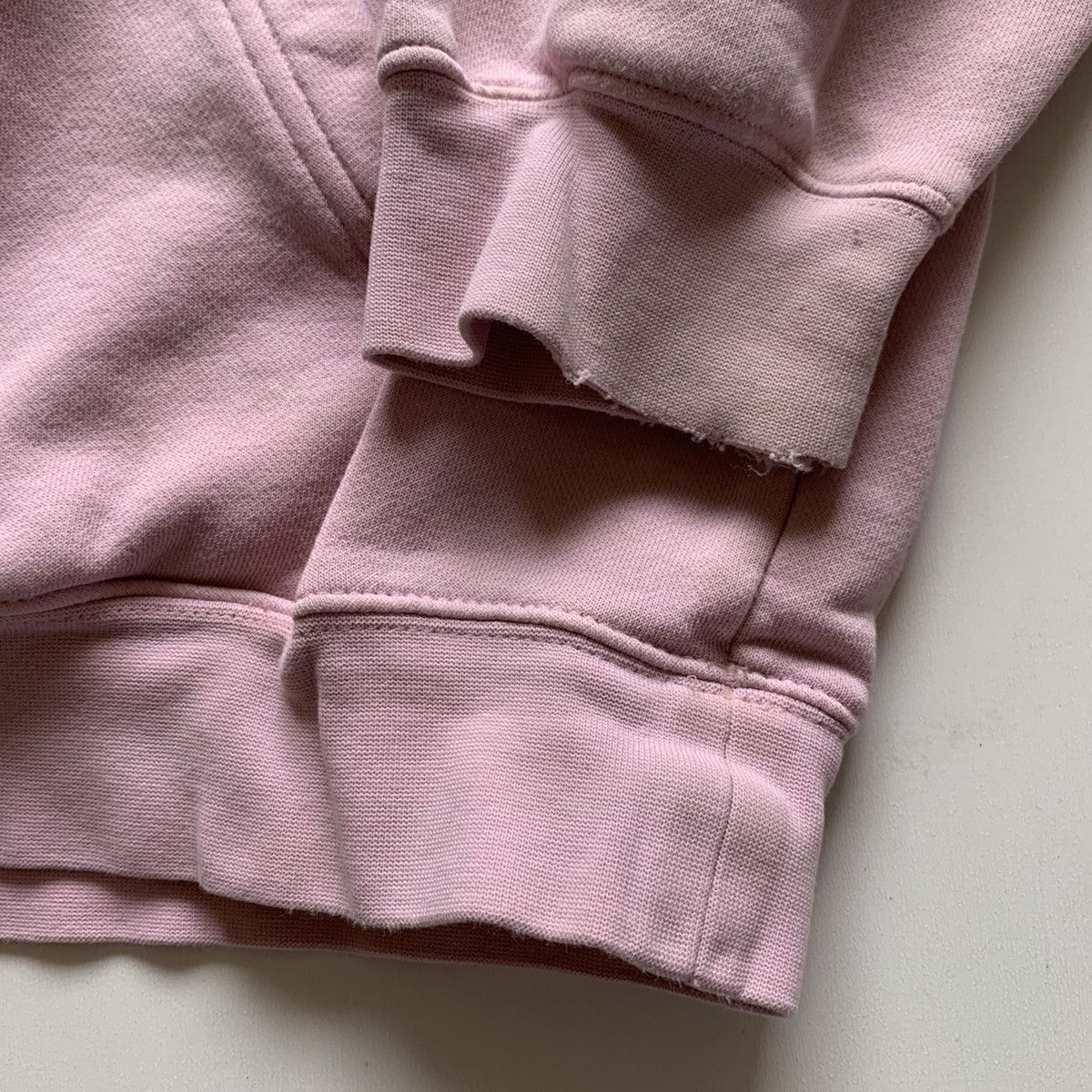 Adidas Vintage Adidas Embroidered Center Logo Hoodie Pink Large Size US L / EU 52-54 / 3 - 6 Thumbnail