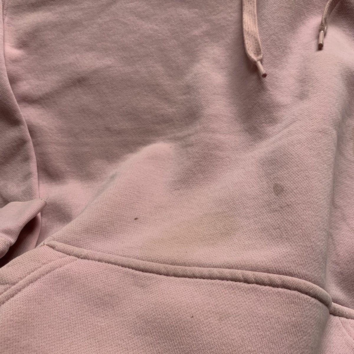 Adidas Vintage Adidas Embroidered Center Logo Hoodie Pink Large Size US L / EU 52-54 / 3 - 8 Thumbnail
