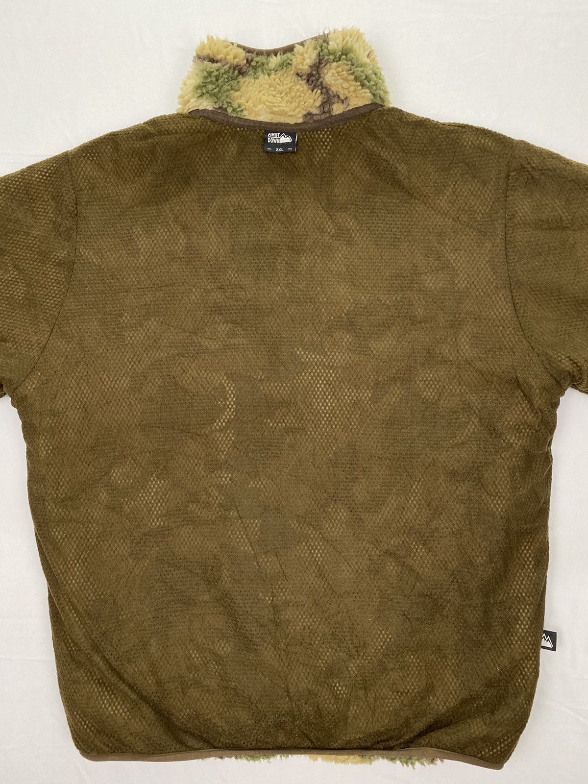 Japanese Brand First Down Camo Sherpa Fleece Jacket Size US L / EU 52-54 / 3 - 9 Thumbnail