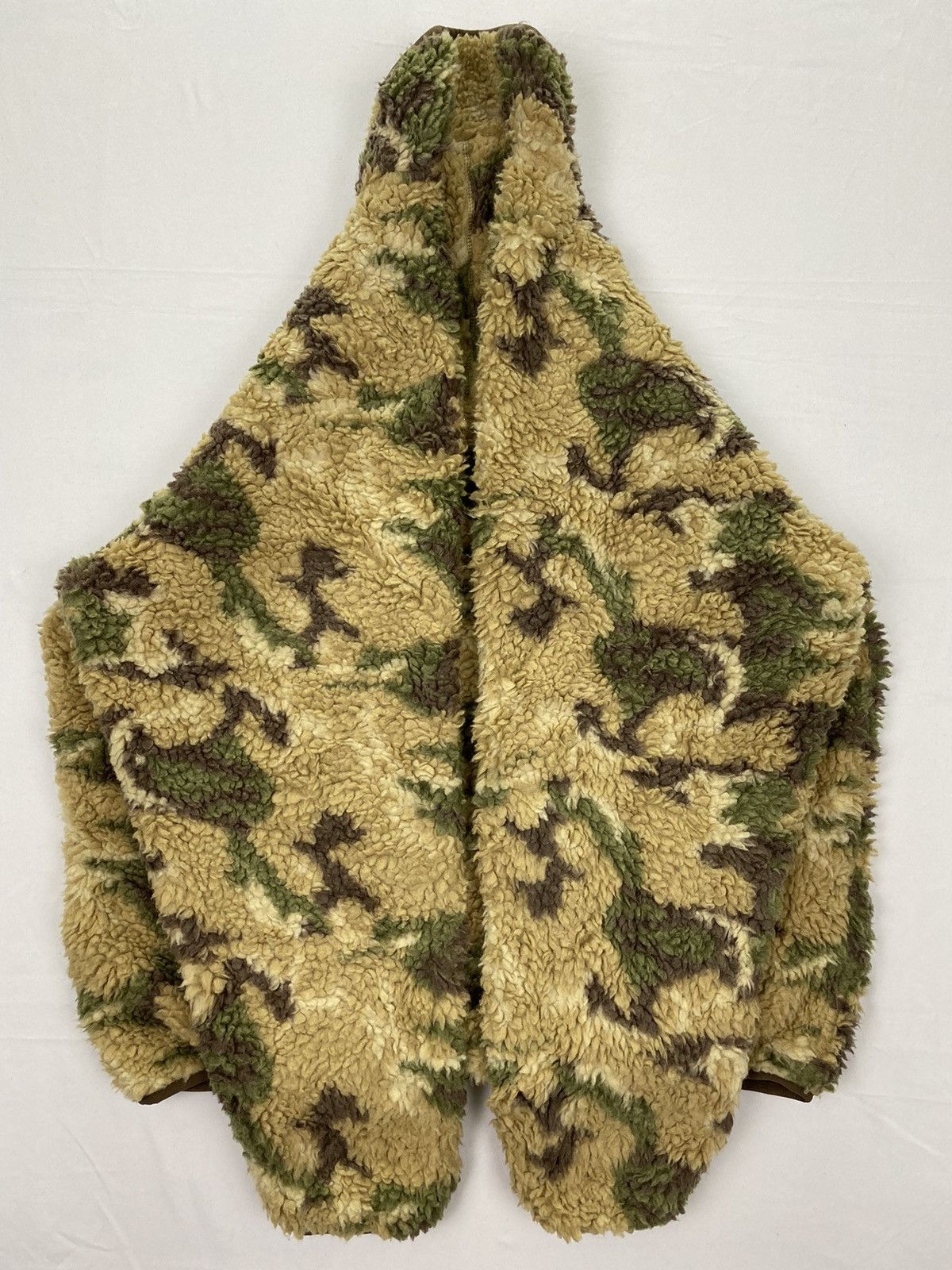 Japanese Brand First Down Camo Sherpa Fleece Jacket Size US L / EU 52-54 / 3 - 6 Thumbnail