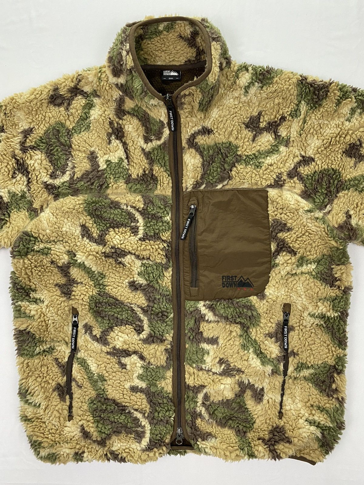 Japanese Brand First Down Camo Sherpa Fleece Jacket Size US L / EU 52-54 / 3 - 3 Thumbnail