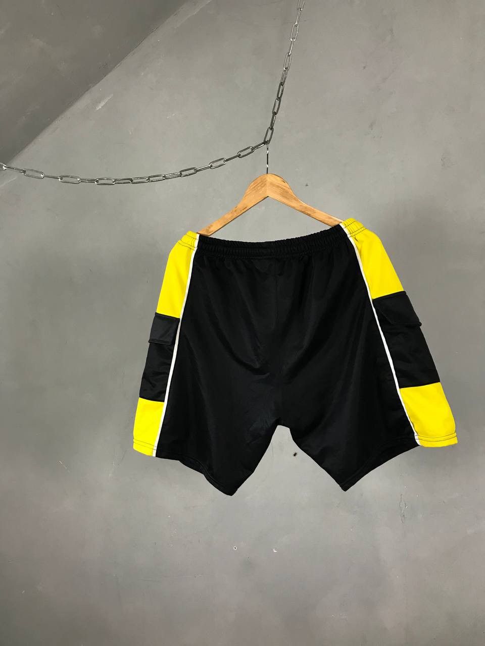 Vintage Nike swoosh streetwear vintage shorts Size US 34 / EU 50 - 6 Thumbnail