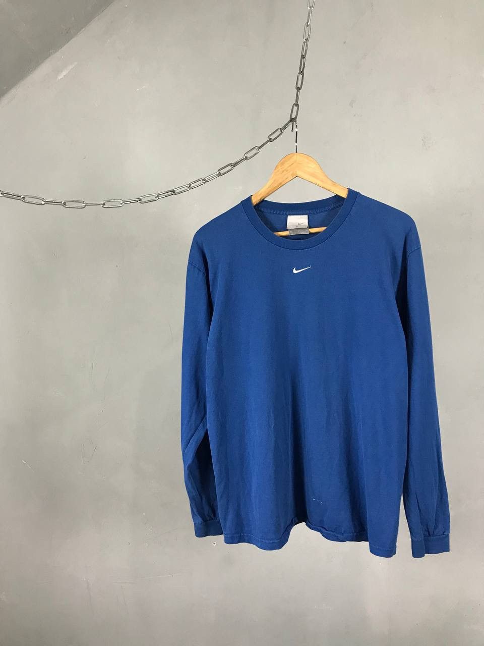 Nike × Vintage Nike swoosh streetwear vintage center logo longsleeve Size US M / EU 48-50 / 2 - 1 Thumbnail