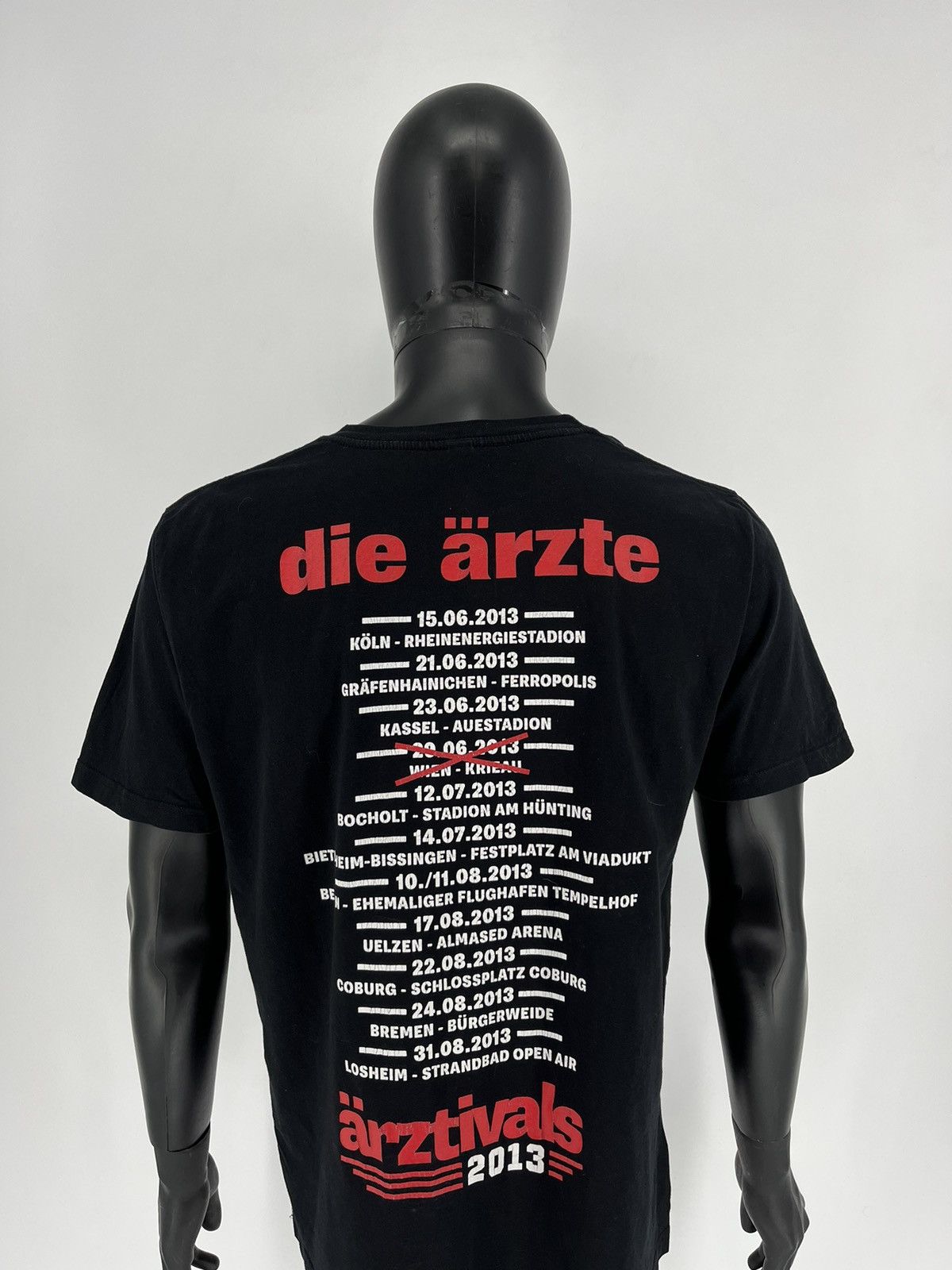 Band Tees Vintage Y2K Band Shirt Arztivals 2013 Tour SSTREETWEARhirt Size US L / EU 52-54 / 3 - 8 Thumbnail