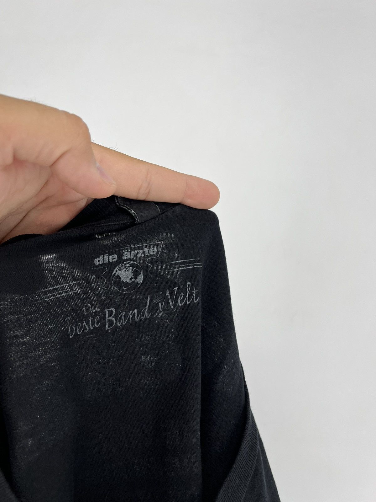 Band Tees Vintage Y2K Band Shirt Arztivals 2013 Tour SSTREETWEARhirt Size US L / EU 52-54 / 3 - 9 Thumbnail