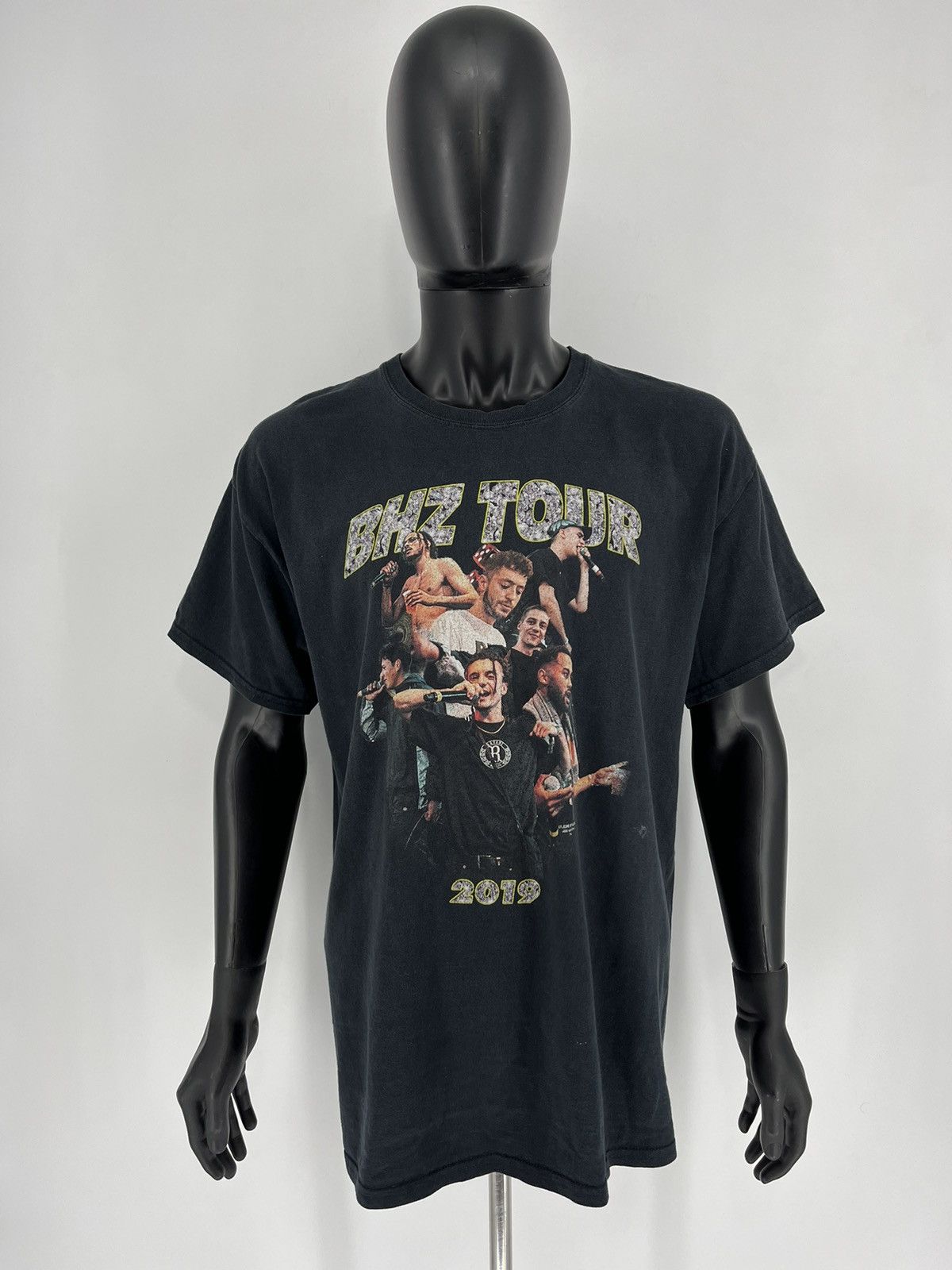 Band Tees Vintage Tshirt Y2K Bananahaze "BHZ" Tour 2019 Size US XL / EU 56 / 4 - 2 Thumbnail