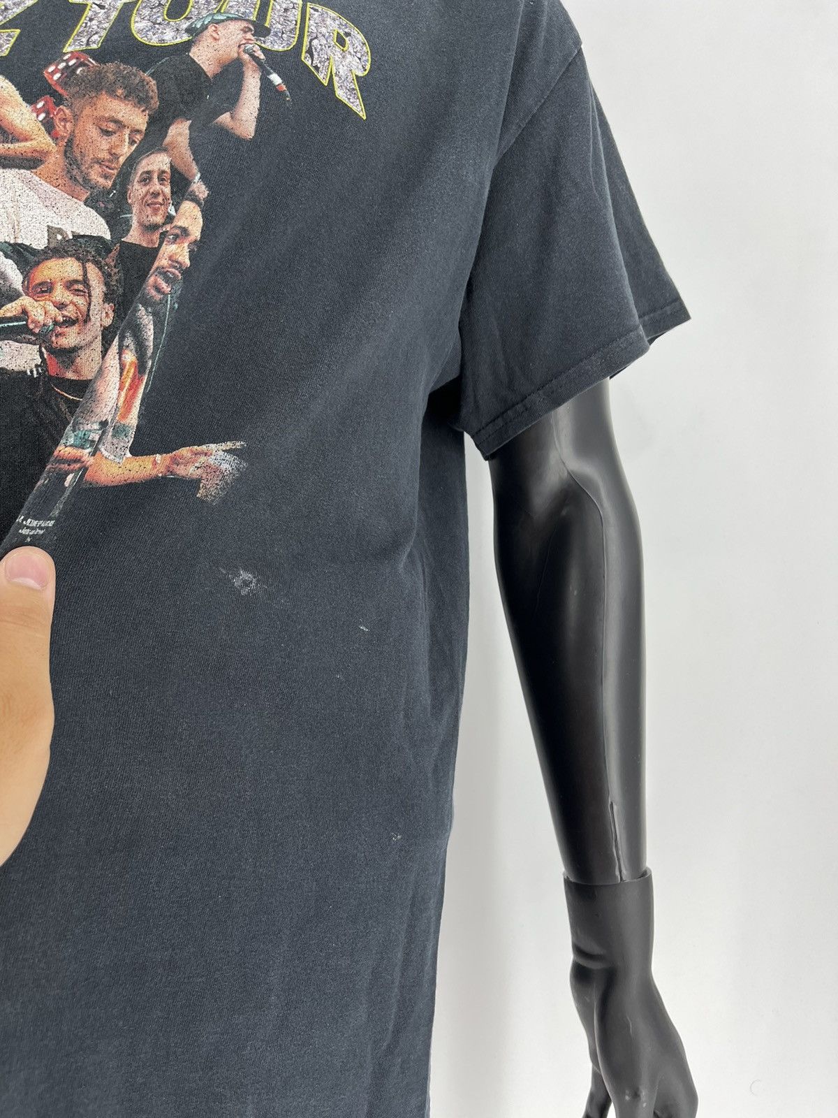 Band Tees Vintage Tshirt Y2K Bananahaze "BHZ" Tour 2019 Size US XL / EU 56 / 4 - 8 Thumbnail
