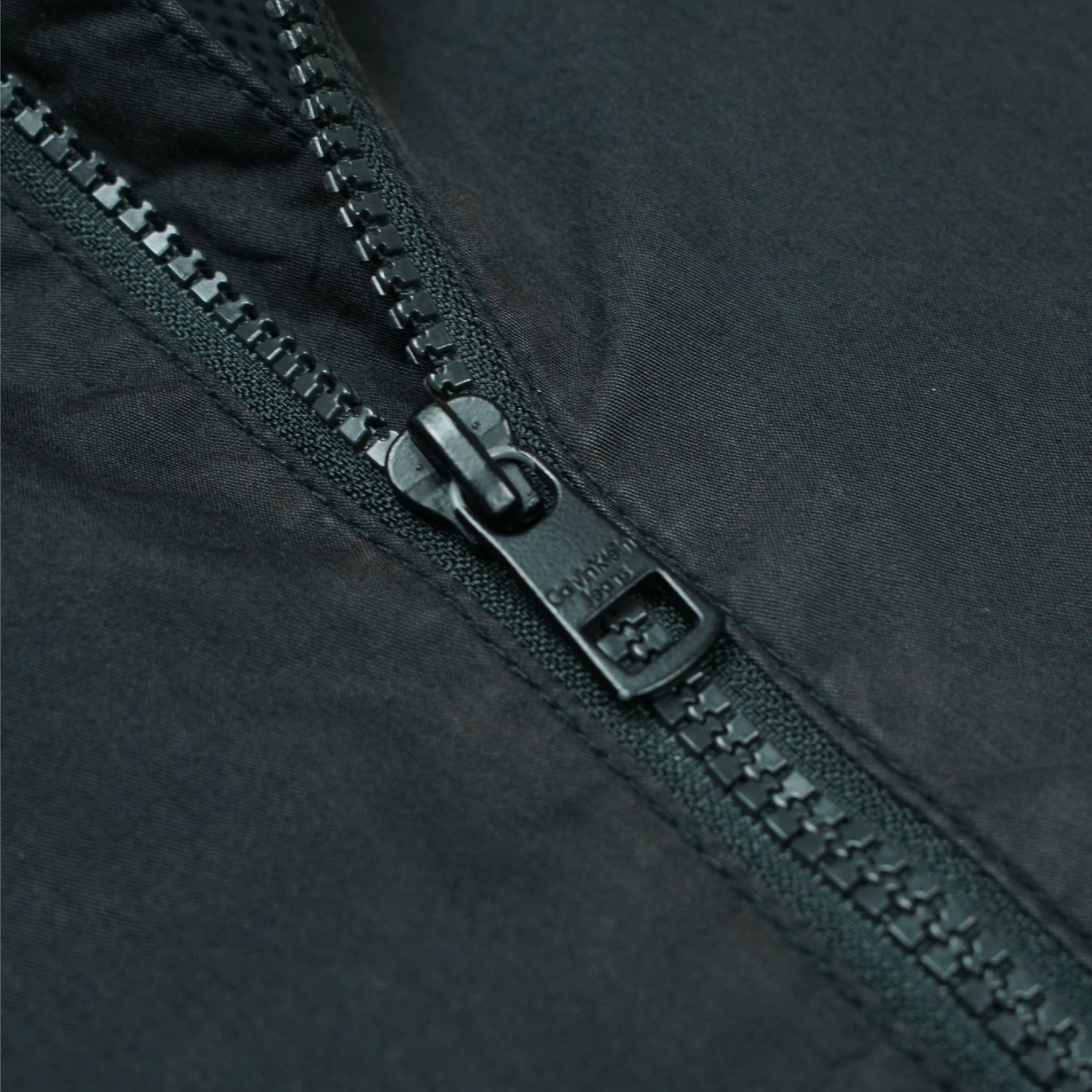 Calvin Klein *NoTariff Calvin Klein Debossed Logo Bomber Jacket Size US L / EU 52-54 / 3 - 5 Thumbnail