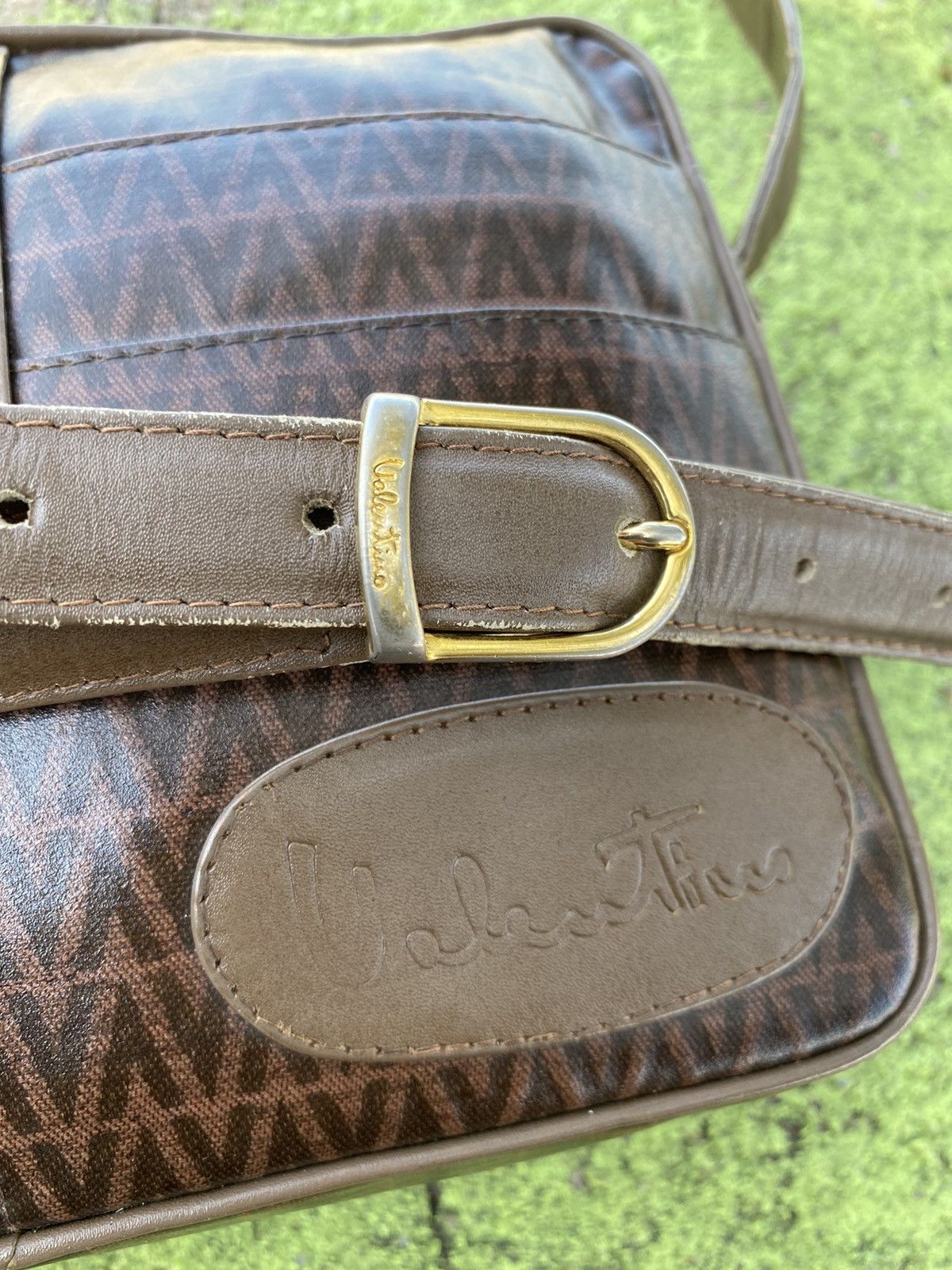 Designer VALENTINO SLIM BAG MONOGRAM DESIGN GENIUS LEATHER Size ONE SIZE - 9 Thumbnail
