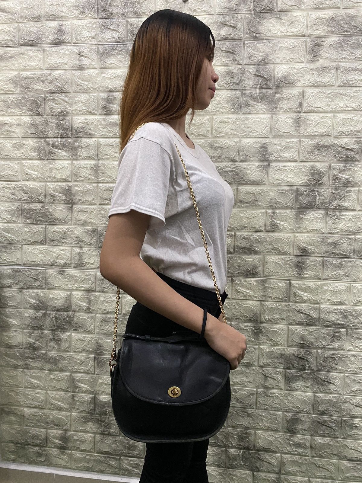 Coach Coach black leather sling bag Size ONE SIZE - 11 Thumbnail
