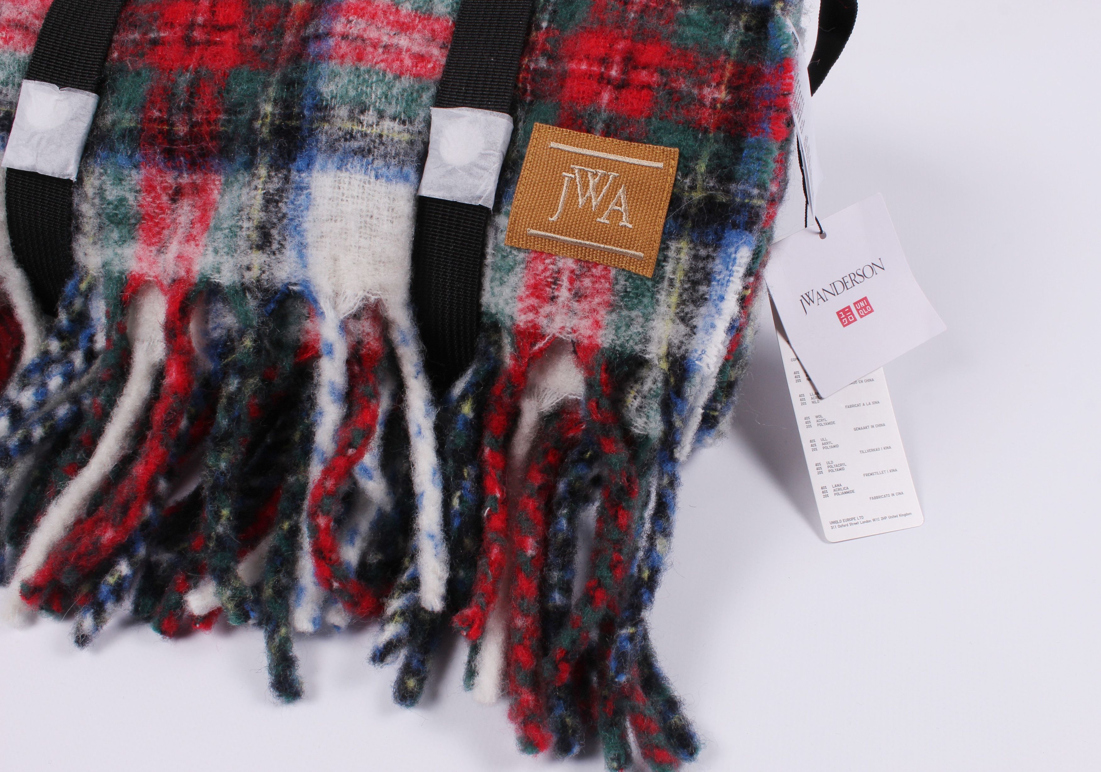 JW Anderson × Uniqlo Uniqlo JW Anderson Blanket Wool Blend Throw Cozy Plaid Size ONE SIZE - 2 Thumbnail