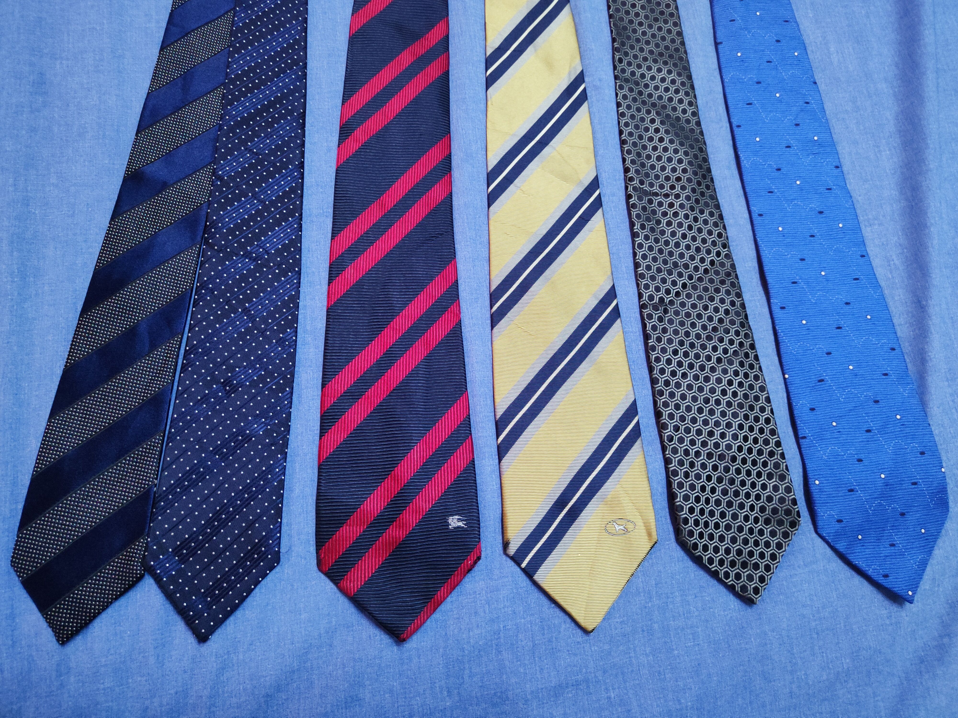Vintage Burberrys'/Ken Collection/Dunhill/Jim Thompson tie #S714 Size ONE SIZE - 7 Thumbnail