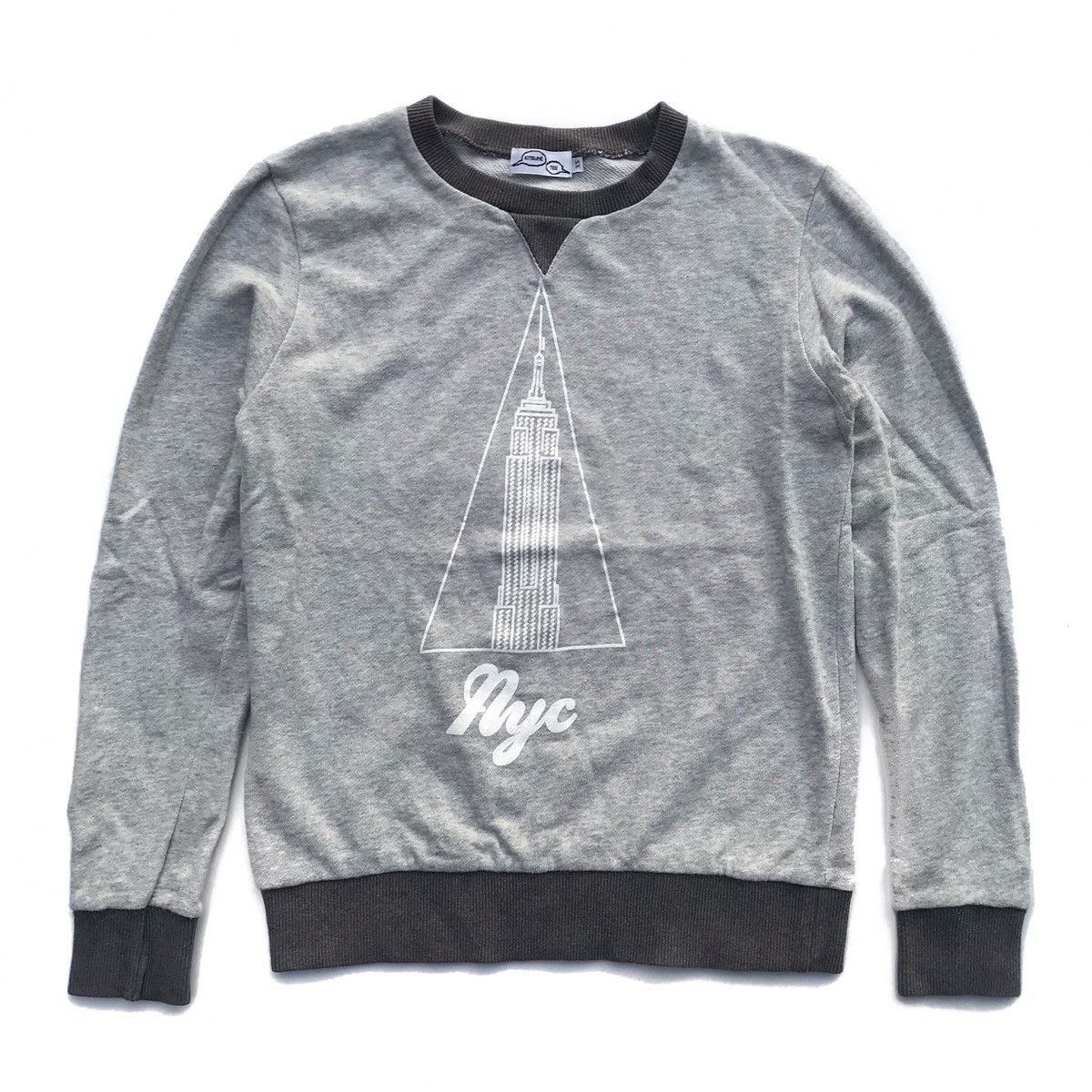 image of Maison Kitsune Kitsuné Nyc Sweatshirt in Grey, Men's (Size XS)