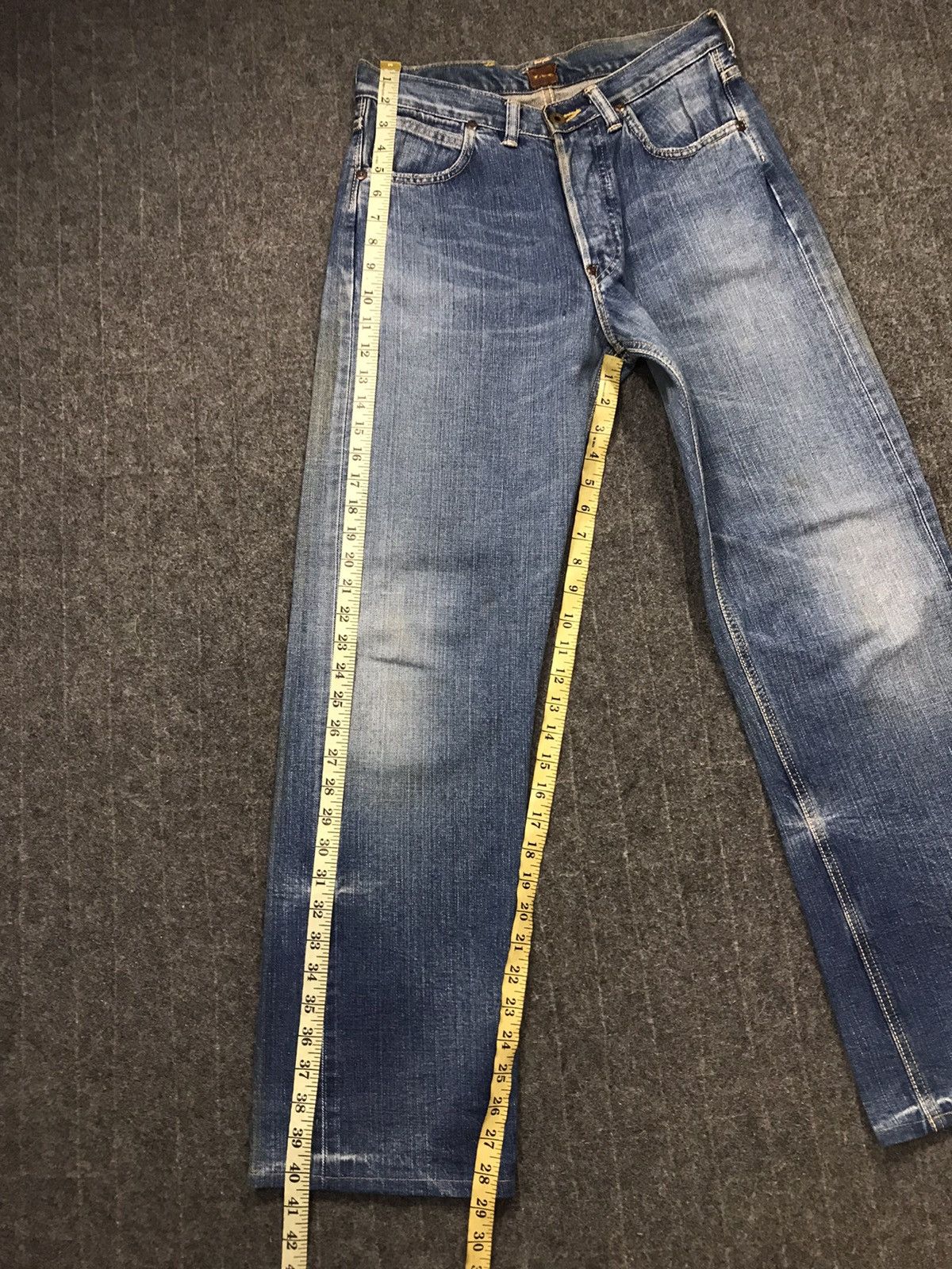 Lee × Vintage Vintage Lee Cowboy Selvedge Light Blue Wash Jeans Size US 29 - 22 Thumbnail