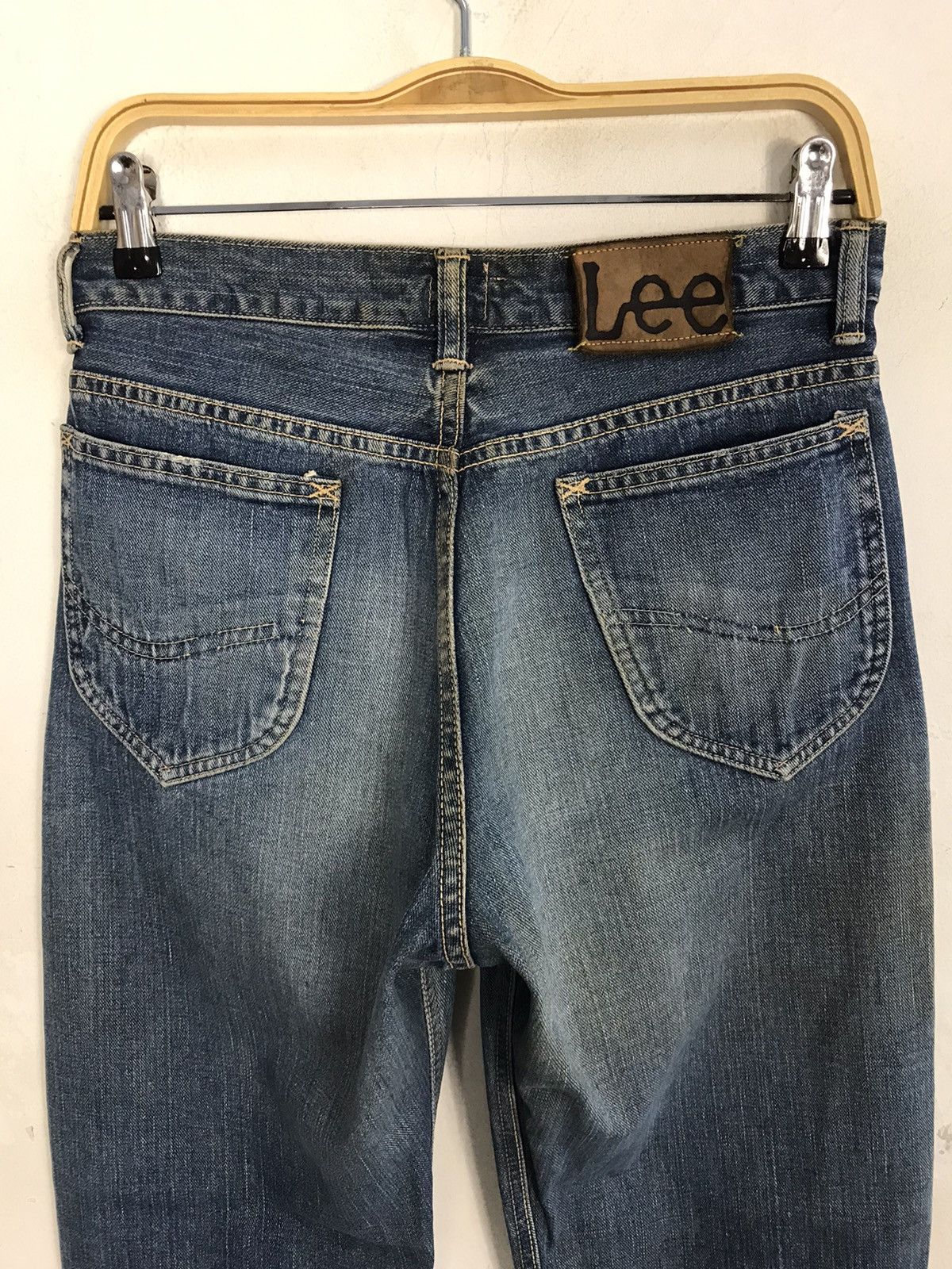 Lee × Vintage Vintage Lee Cowboy Selvedge Light Blue Wash Jeans Size US 29 - 12 Thumbnail