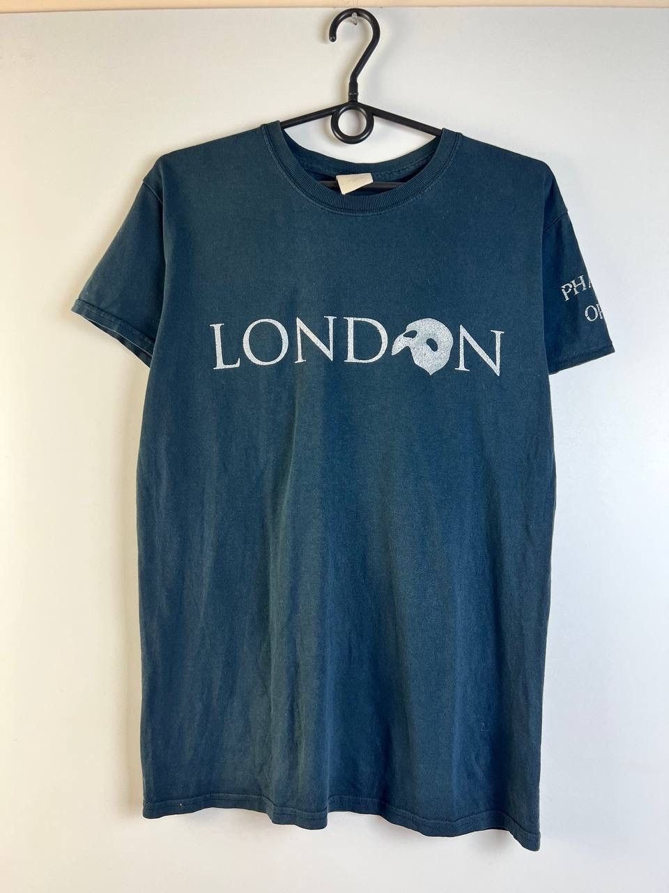 Vintage Phantom of the Opera London vintage t-shirt size S Size US S / EU 44-46 / 1 - 1 Thumbnail