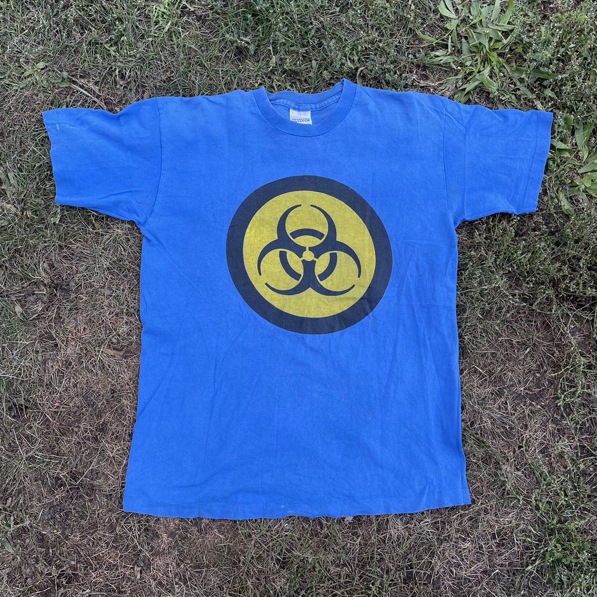 Vintage Vintage 90s Biohazard Graphic Tee Sun Faded Rave Toxic L Size US L / EU 52-54 / 3 - 1 Thumbnail
