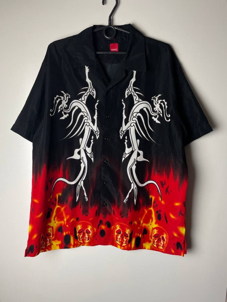 Vintage Dragon crazy vintage shirts size L Size US L / EU 52-54 / 3 - 1 Thumbnail