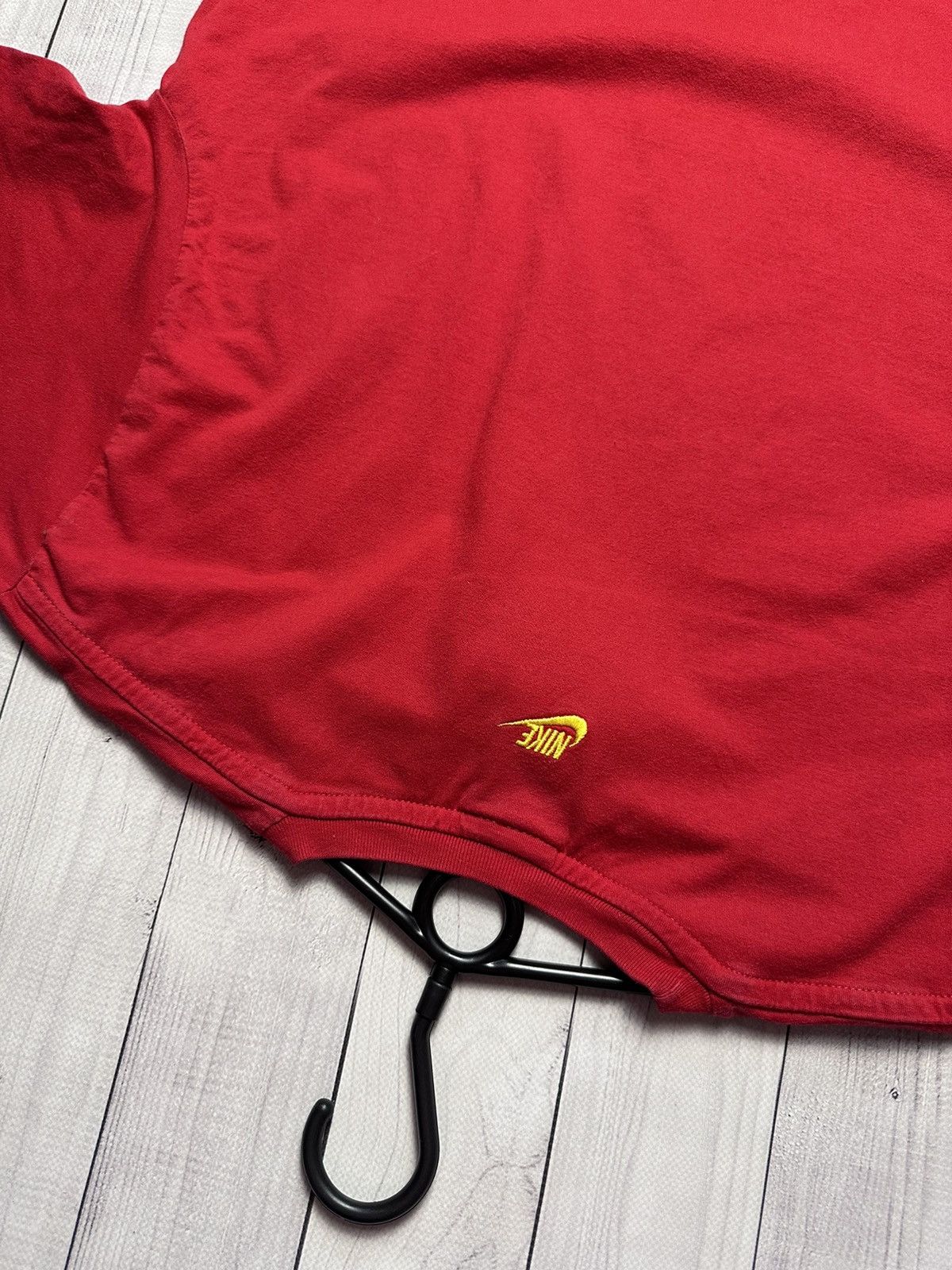 Other Vintage Nike air max 87 tee size L red Size US L / EU 52-54 / 3 - 5 Thumbnail