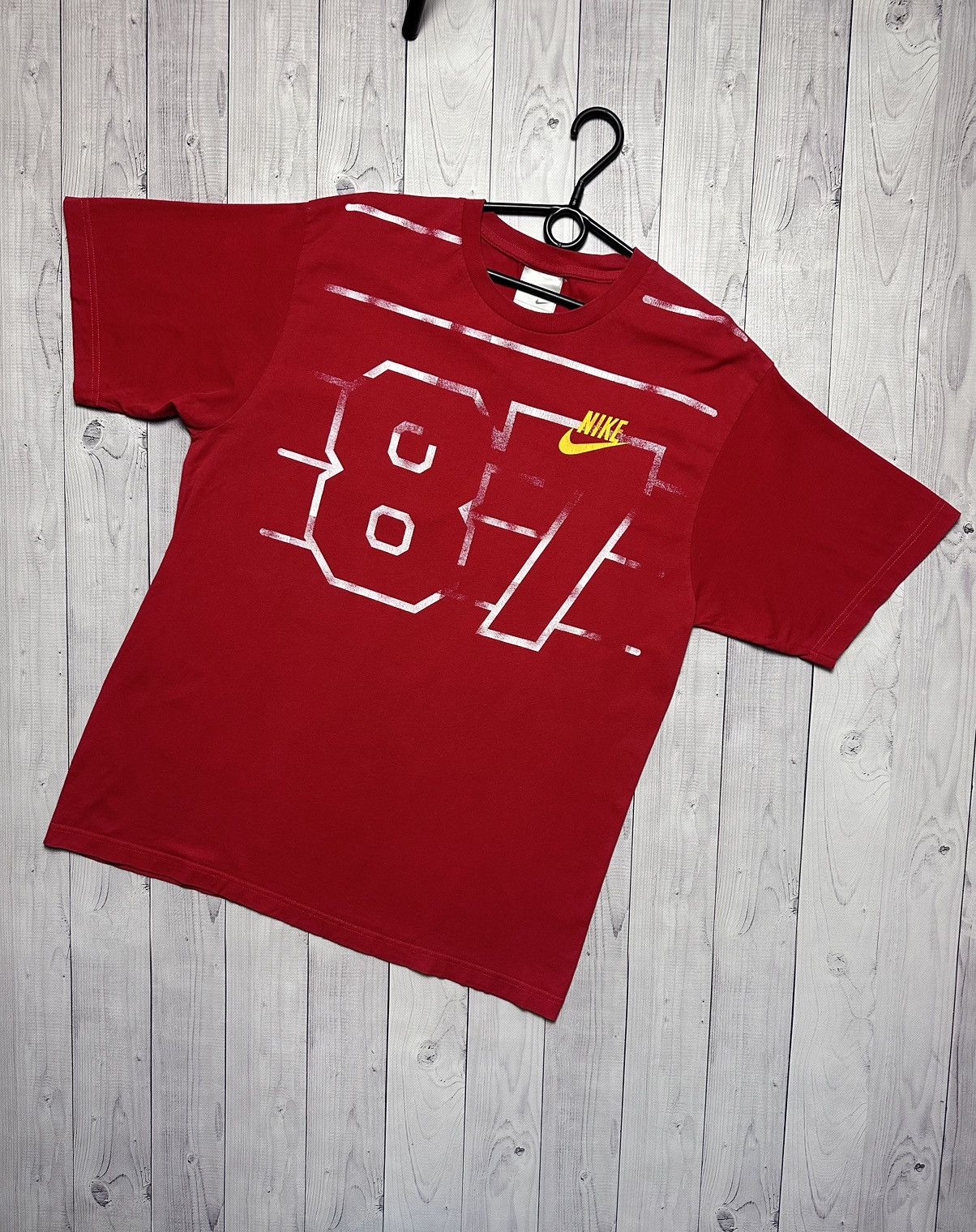 Other Vintage Nike air max 87 tee size L red Size US L / EU 52-54 / 3 - 1 Thumbnail