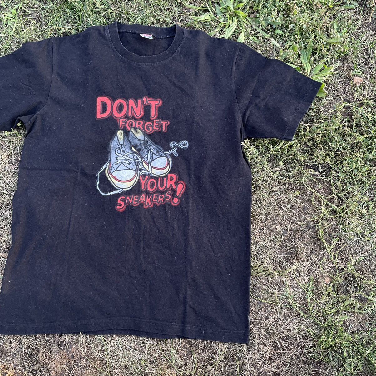 Vintage Vintage 90s Graphic Tee Sun Faded Skate Streetwear Baggy L Size US L / EU 52-54 / 3 - 3 Thumbnail