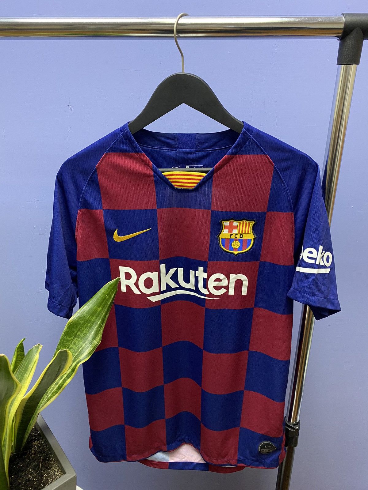 Nike Nike Barcelona 2019 2020 Home Soccer Jersey Football Shirt Size US L / EU 52-54 / 3 - 5 Thumbnail