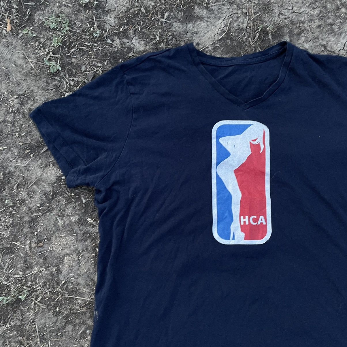 Vintage Vintage 90s NBA Graphic Tee Sun Faded Navy Blue Boxy Nylon M Size US M / EU 48-50 / 2 - 1 Thumbnail