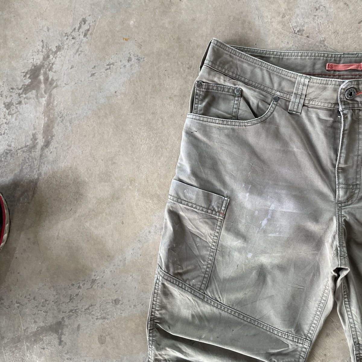 L.L. Bean Vintage LL Bean Faded/Splash Paint/Double Knee Cargo Pants Size US 34 / EU 50 - 5 Thumbnail