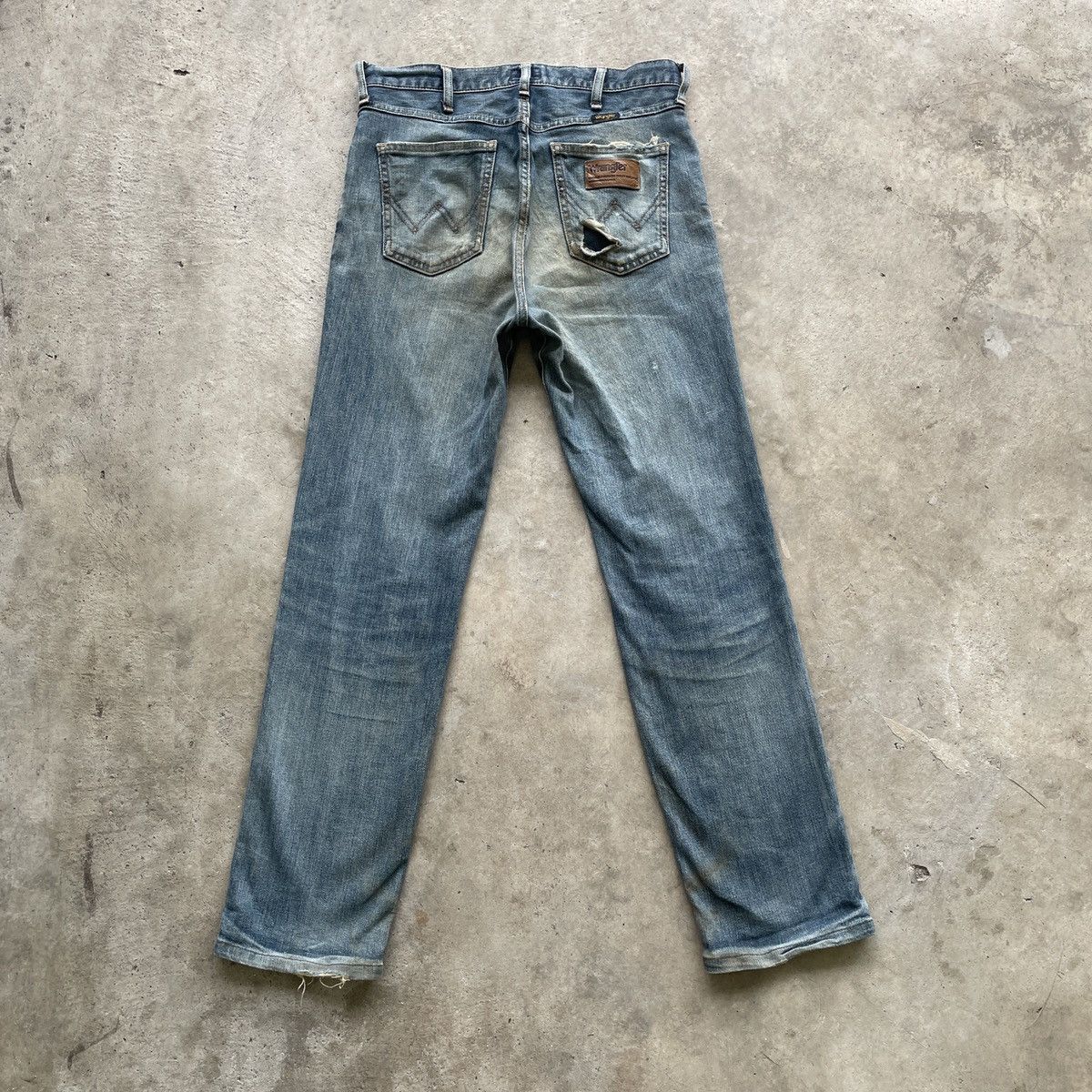 Vintage Vintage Wrangler Distressed Denim Jeans Pants Dirty Size US 31 - 12 Thumbnail