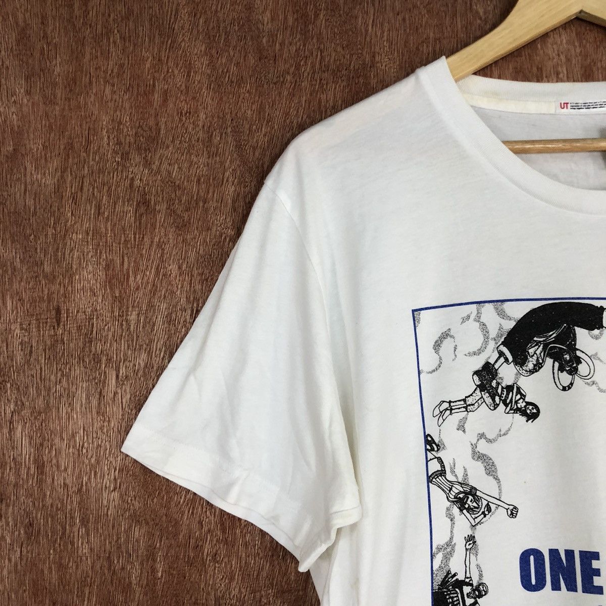 One Piece DLL One piece X Uniqlo Short Sleeve Tshirt tee #1631 Size US L / EU 52-54 / 3 - 5 Thumbnail
