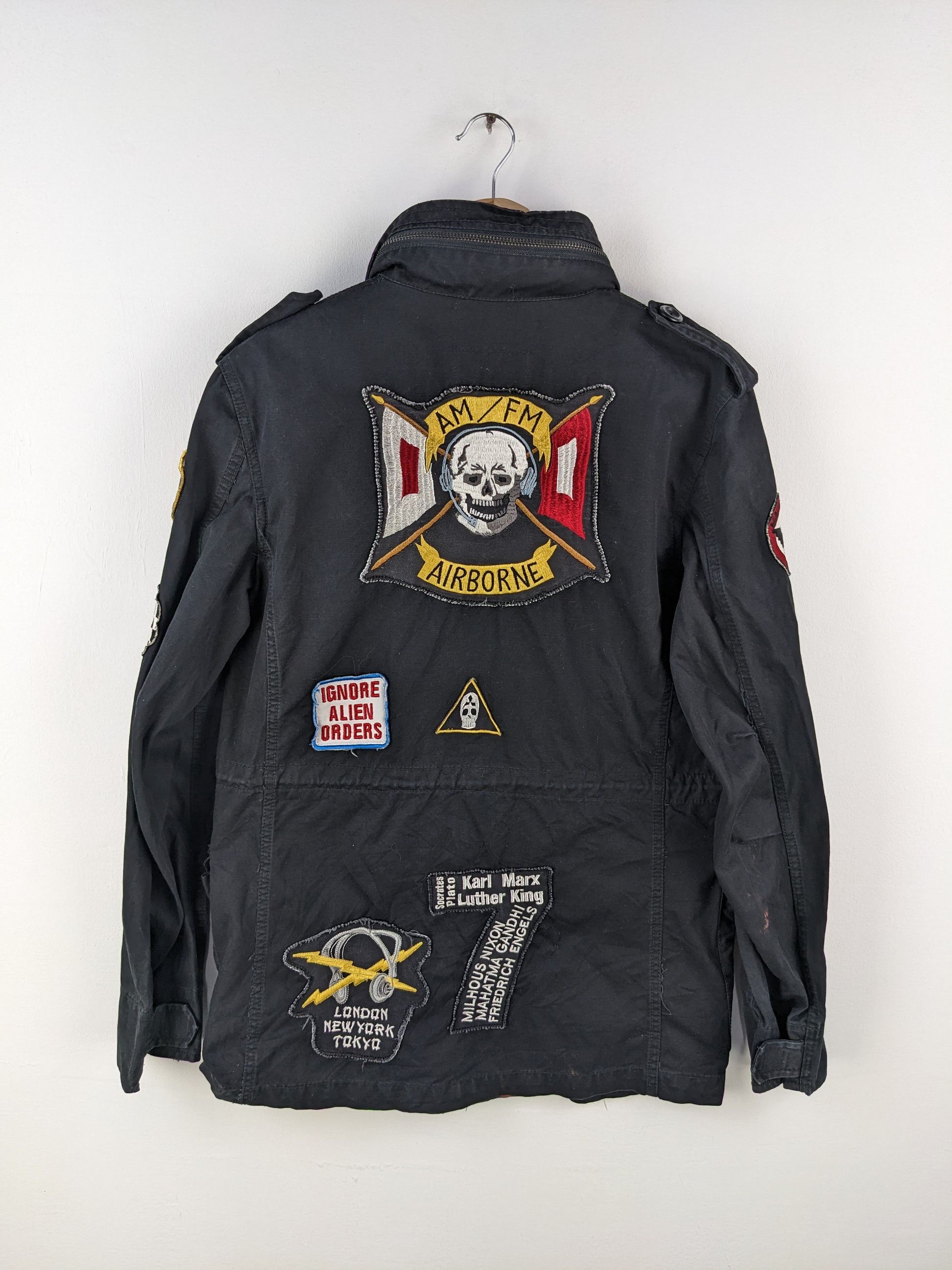 Japanese Brand 🇯🇵 Vintage 90s Bondage Jacket Patches Skull Airborne Size US M / EU 48-50 / 2 - 20 Thumbnail