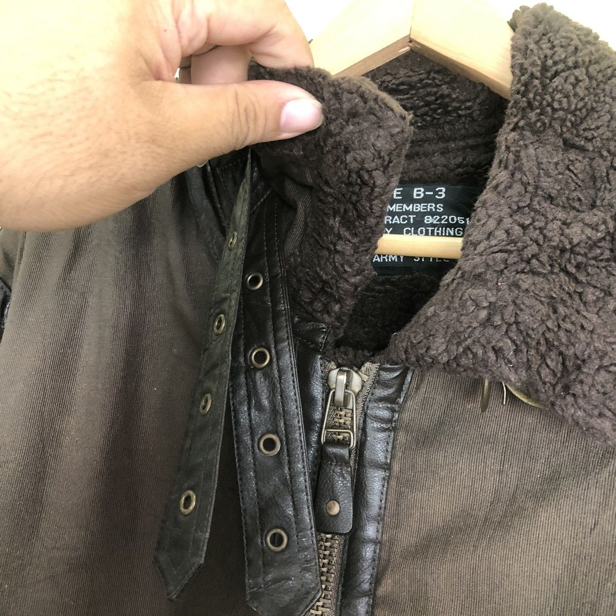 Vintage 🔥VINTAGE SHEARLING LEATHER JACKET MINK FUR AIR FORCE ARMY Size US M / EU 48-50 / 2 - 8 Thumbnail