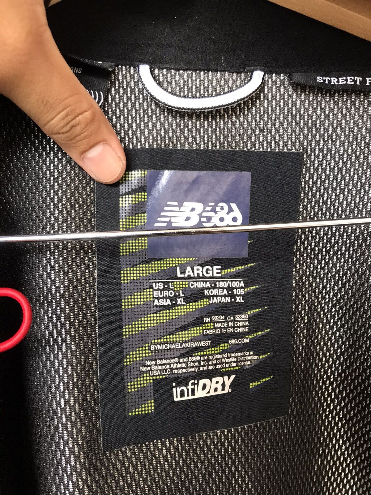 New Balance Rare New Balance 686 by Michael Akirawest Snowcheater Jacket Size US L / EU 52-54 / 3 - 18 Thumbnail