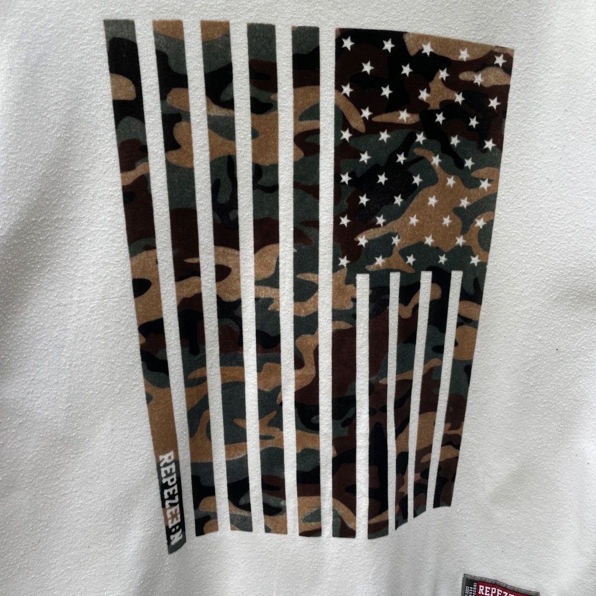Designer × Japanese Brand Vintage REPEZEE:N Velvet Print Pullover Sweatshirts Size US M / EU 48-50 / 2 - 7 Thumbnail